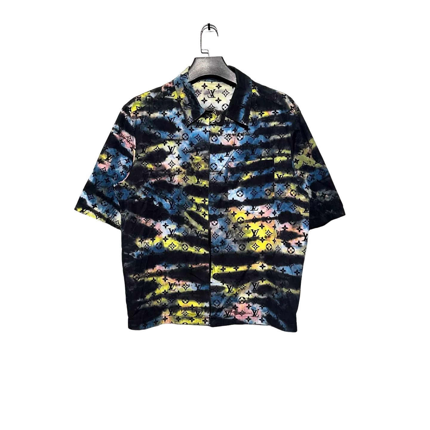 Louis Vuitton Louis Vuitton Monogram Short Sleeve Shirt XL Size US XL / EU 56 / 4 - 1 Thumbnail