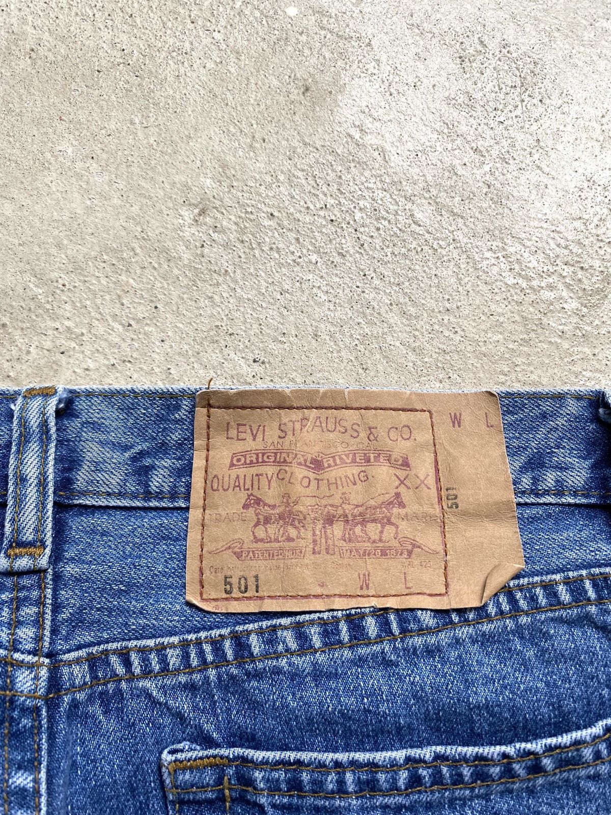 Levi's Vintage 90s Levi's 501 Washed Blue Denim Jeans Size US 34 / EU 50 - 14 Thumbnail
