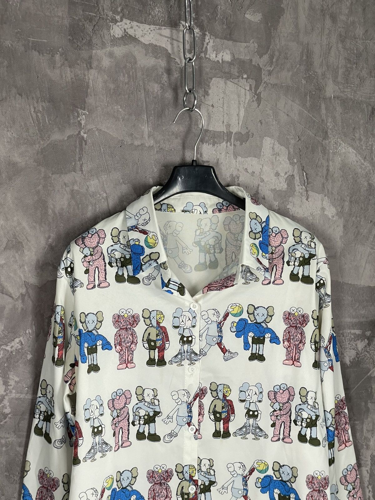 Hypebeast × Kaws VINTAGE MULTILOGO KAWS HYPEBEAST SHIRT BUTTON UP Size US M / EU 48-50 / 2 - 7 Thumbnail