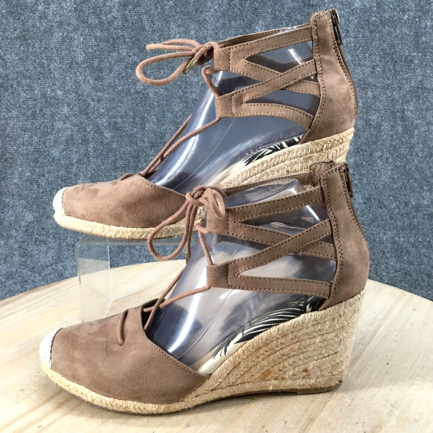 Dolce Vita DV Dolce Vita Sandals Womens 10 D Orsay Espadrille Beige Fabric Back Zip Lace Up Size US 10 / IT 40 - 2 Thumbnail