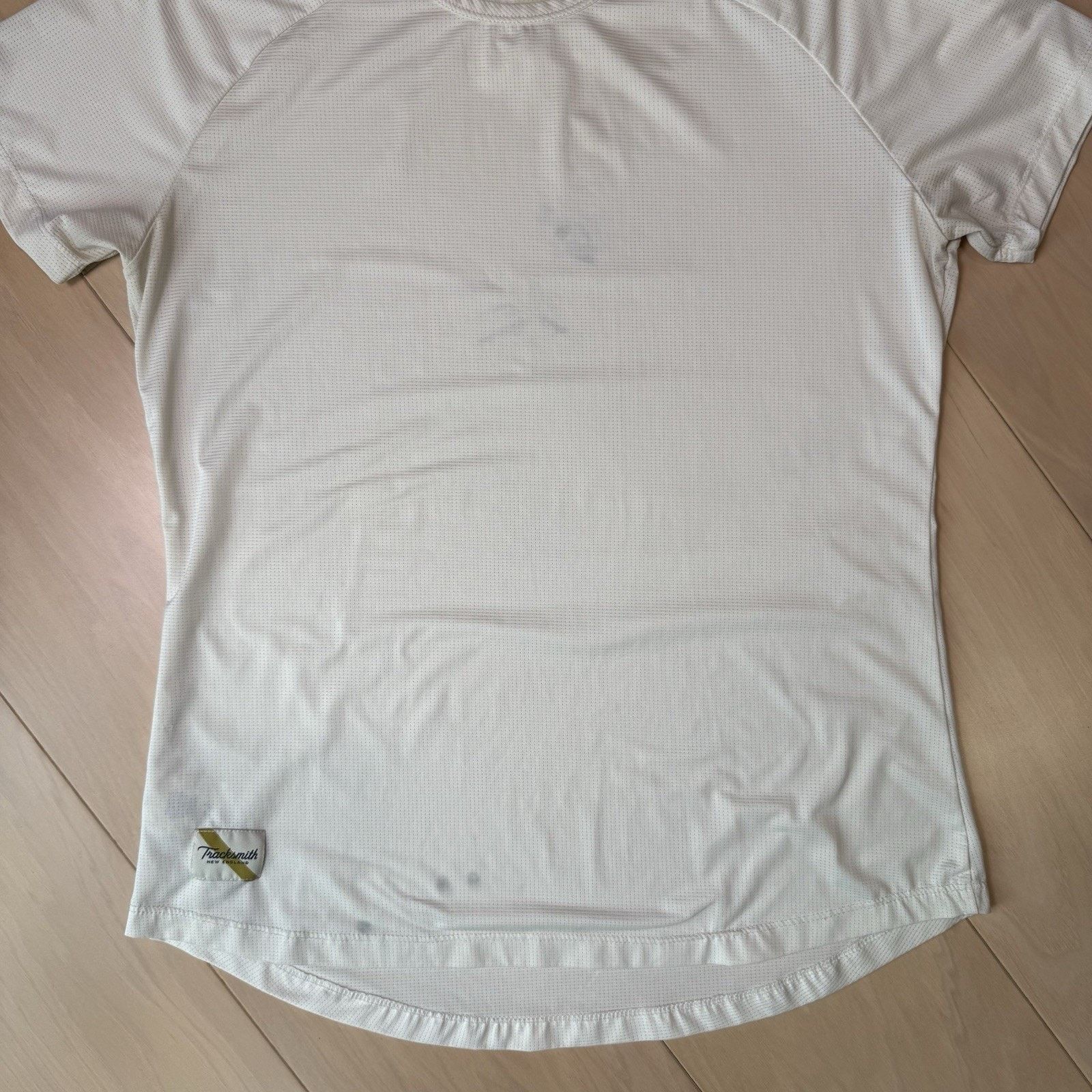 Tracksmith New England Tracksmith Shirt Women's Medium Ivory Short Sleeve Running Size M / US 6-8 / IT 42-44 - 5 Thumbnail