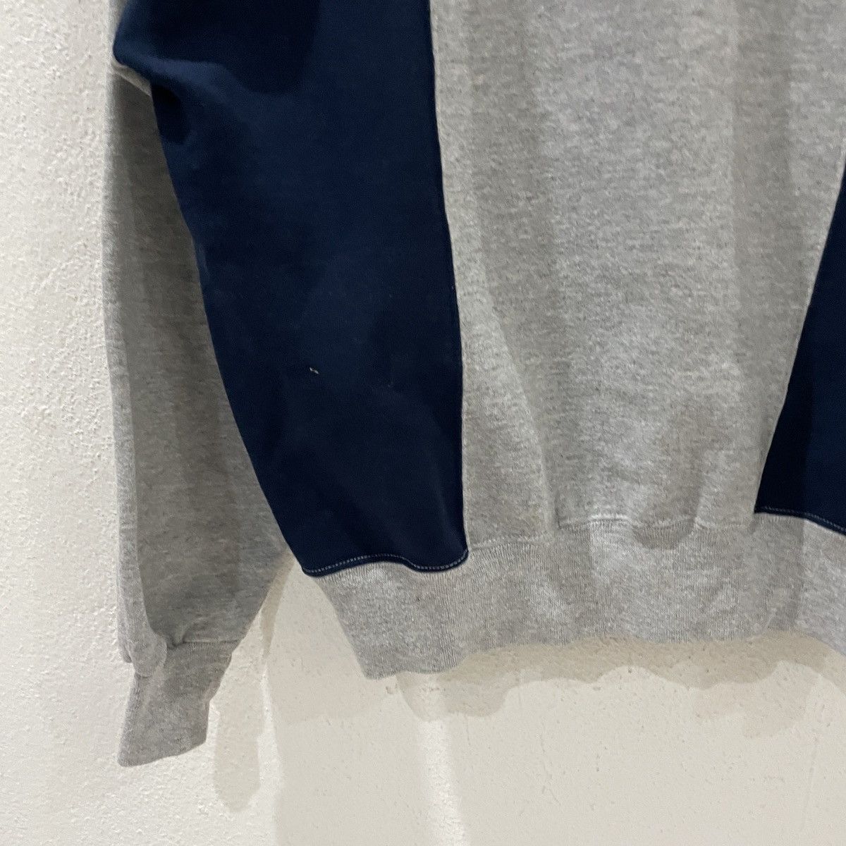Russell Athletic Vintage 90s Russell Athletic Pullover Sweatshirt Size US L / EU 52-54 / 3 - 10 Thumbnail