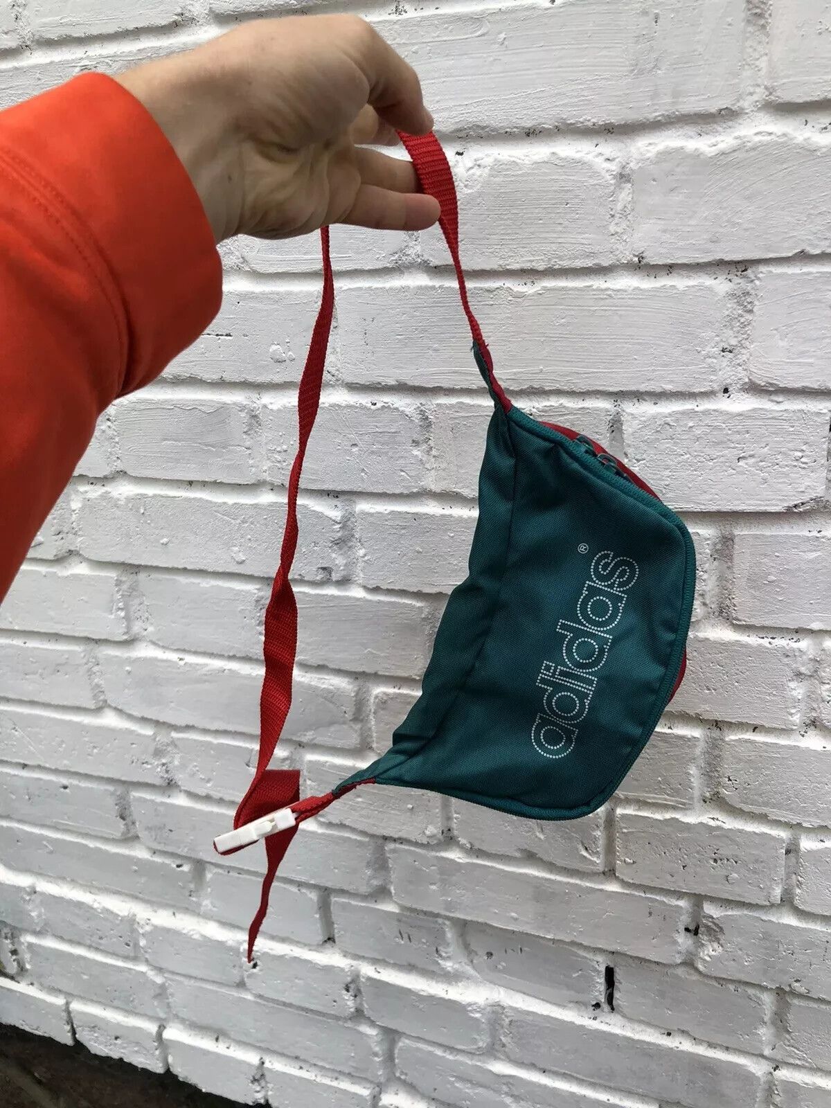 Adidas VINTAGE 1990s 90s ADIDAS BAGS BANANA MADE IN KOREA Size ONE SIZE - 4 Thumbnail