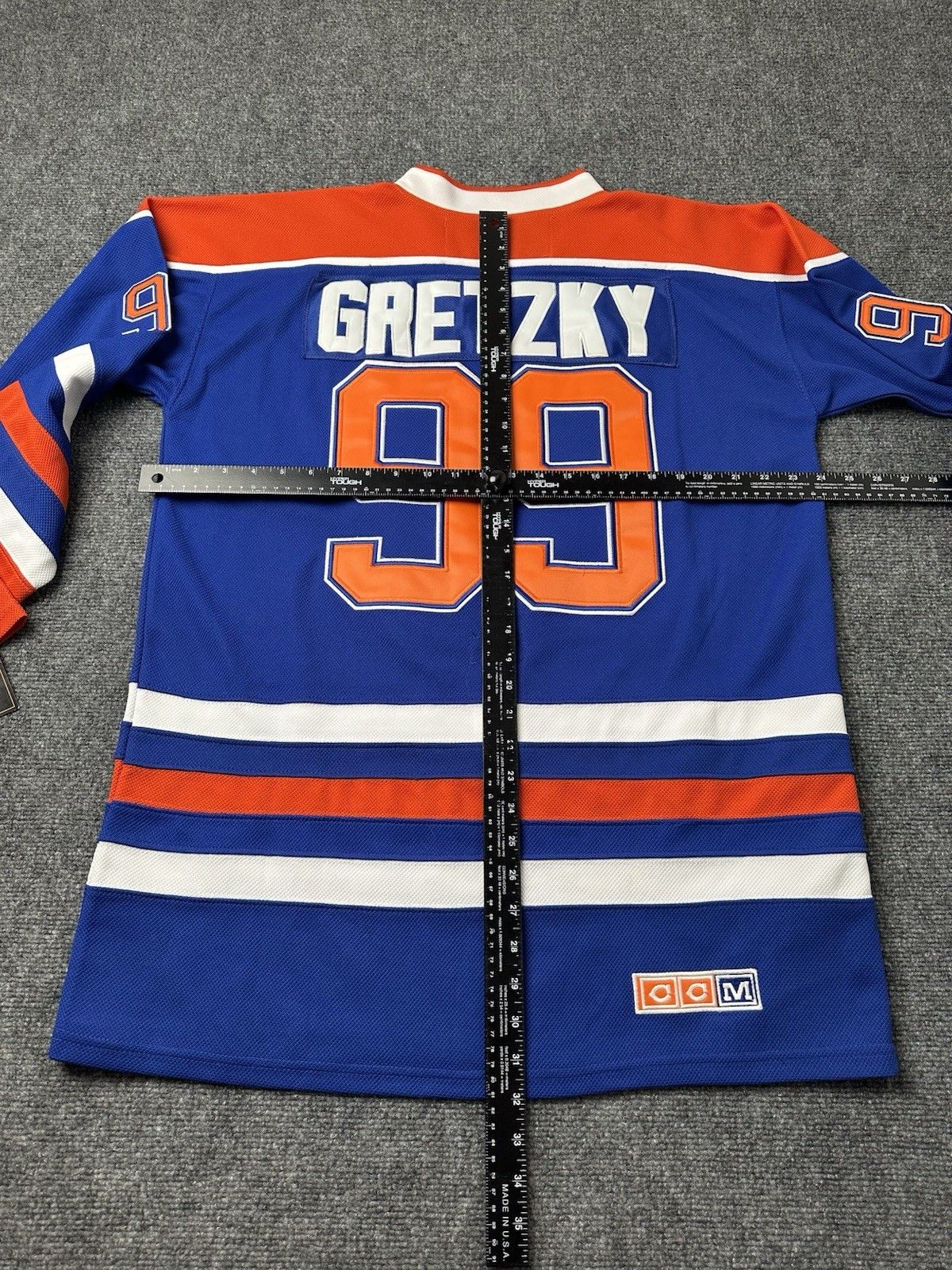NHL Mens Jersey CCM Edmonton Oilers #99 Wayne Gretzky Size 50 XL Size US XL / EU 56 / 4 - 8 Thumbnail
