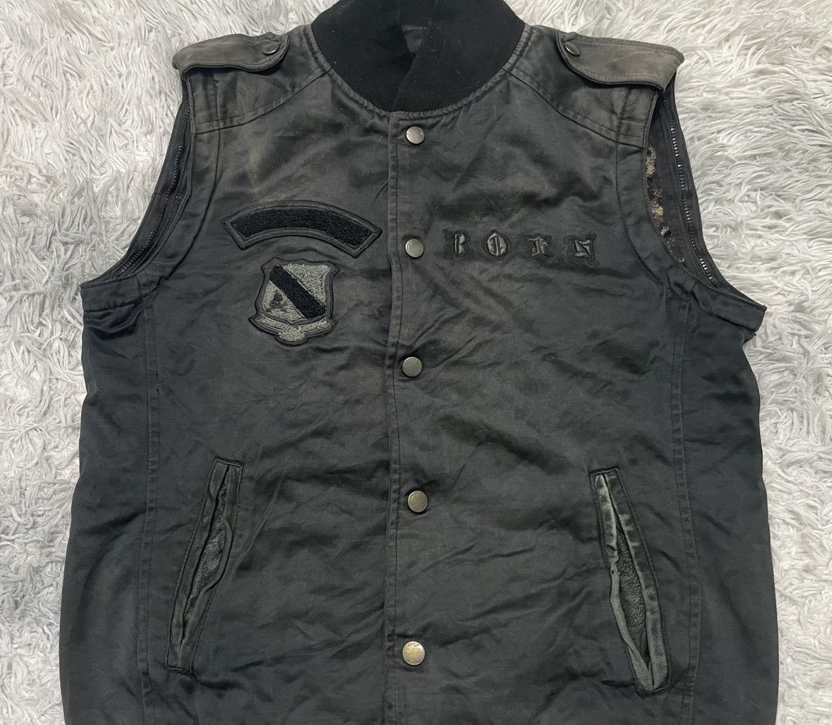 If Six Was Nine 2000s ROEN LEATHER 2 WAY JACKET EMBROIDERED LOGO DISTRESSED Size US S / EU 44-46 / 1 - 7 Thumbnail