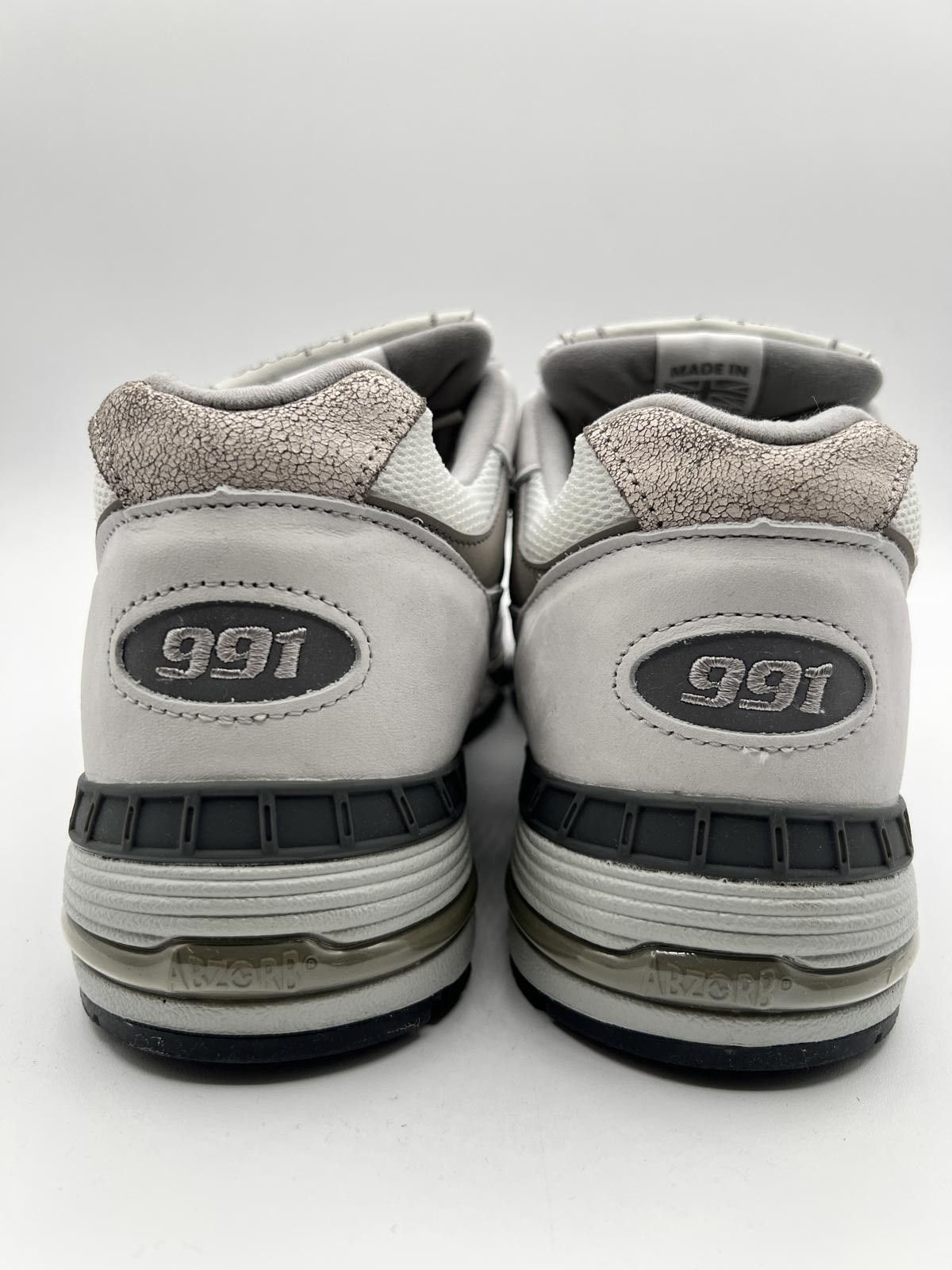 New Balance New Balance Men's 991 Star White M991FLB Gray New No Box Size US 9 / EU 42 - 4 Thumbnail
