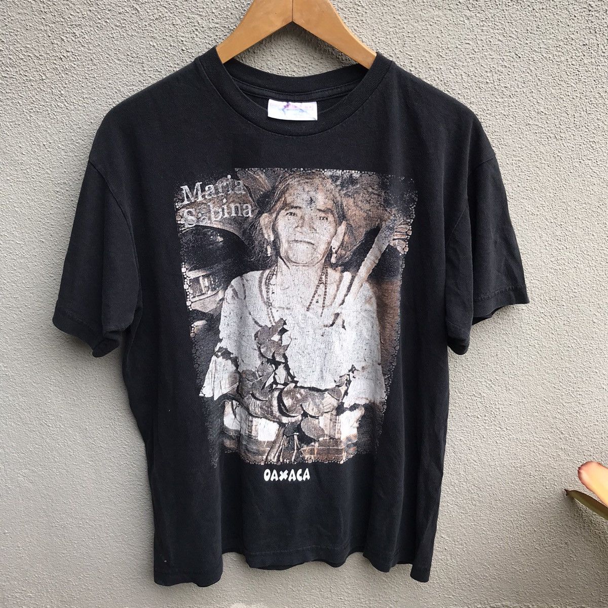 Vintage Vintage MARIA SABINA poet mexico tee Size US L / EU 52-54 / 3 - 2 Thumbnail