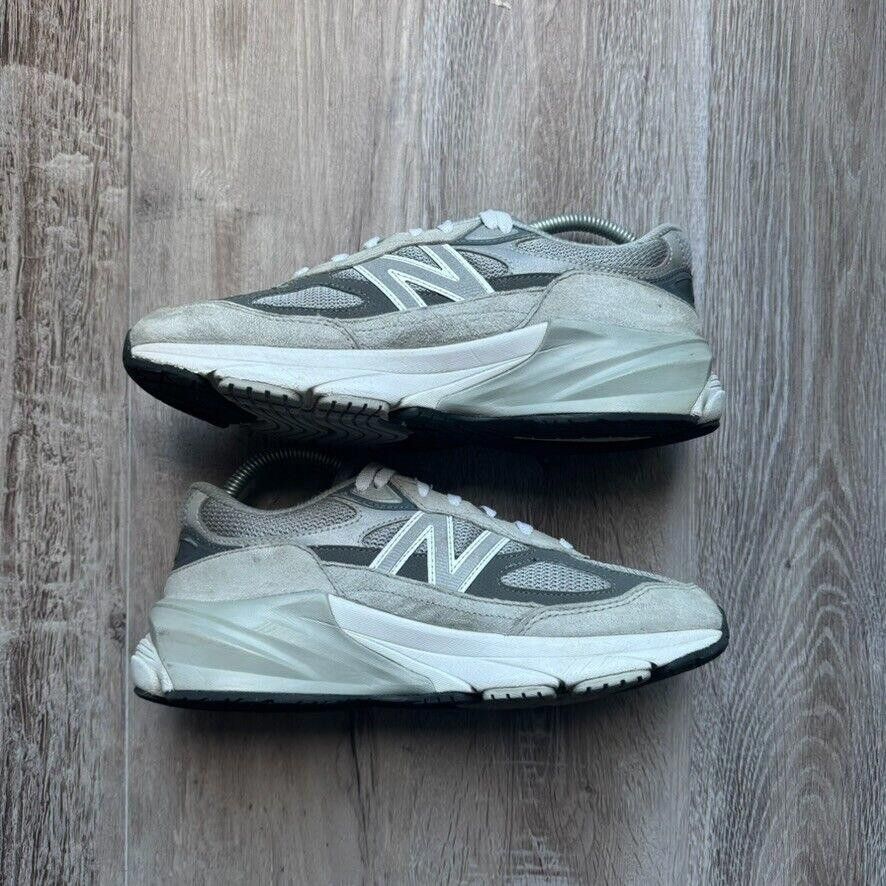 New Balance NEW BALANCE • 990v6 GS "Grey" (7M) Size US 7 / EU 40 - 3 Thumbnail