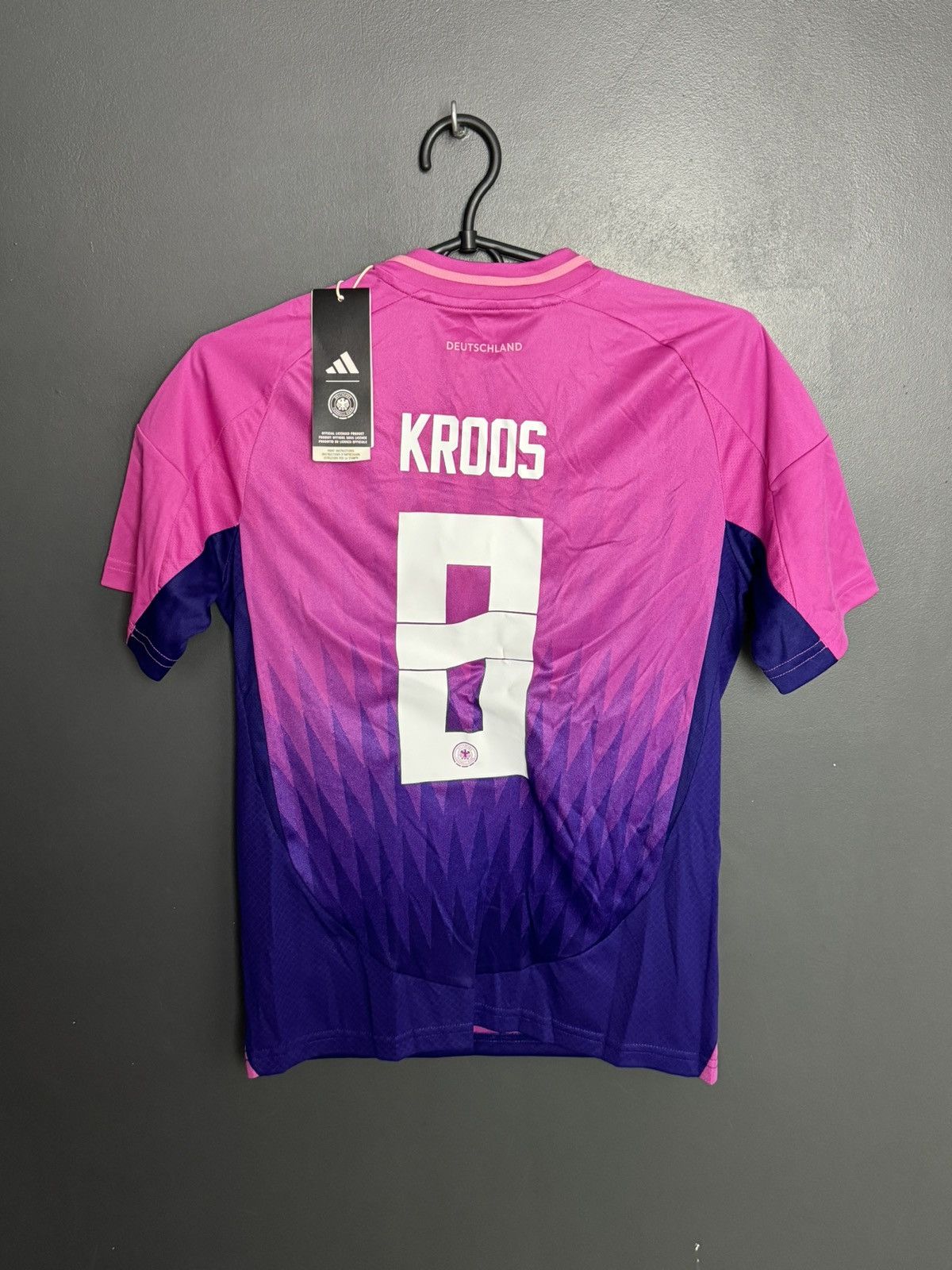 Adidas KIDS New Germany 24/25 Away Kroos Football Jersey T-Shirt Size US XS / EU 42 / 0 - 1 Thumbnail
