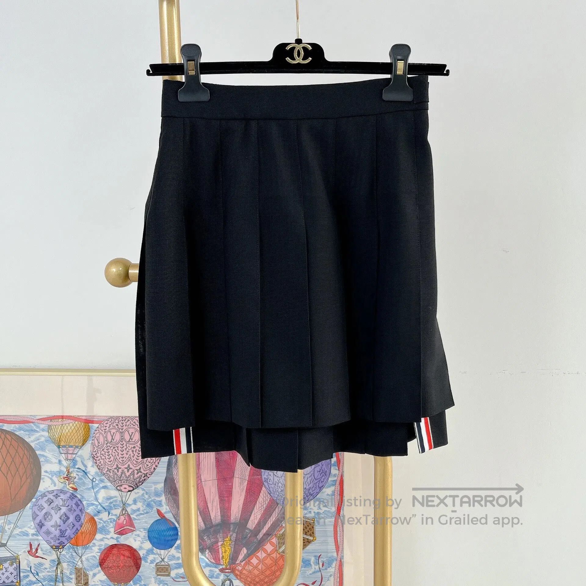 Thom Browne Thom Browne Black Pleated A-line Skirt. Size 35" - 1 Thumbnail