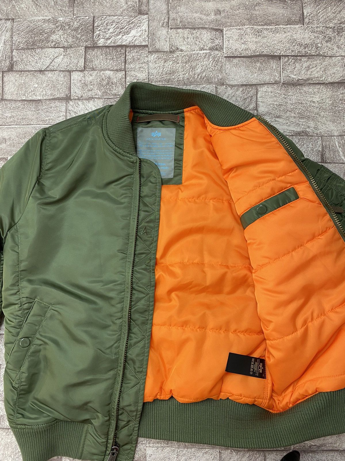 Alpha Industries × Vintage Olive Alpha Industries Bomber Jacket Khaki Size US S / EU 44-46 / 1 - 13 Thumbnail
