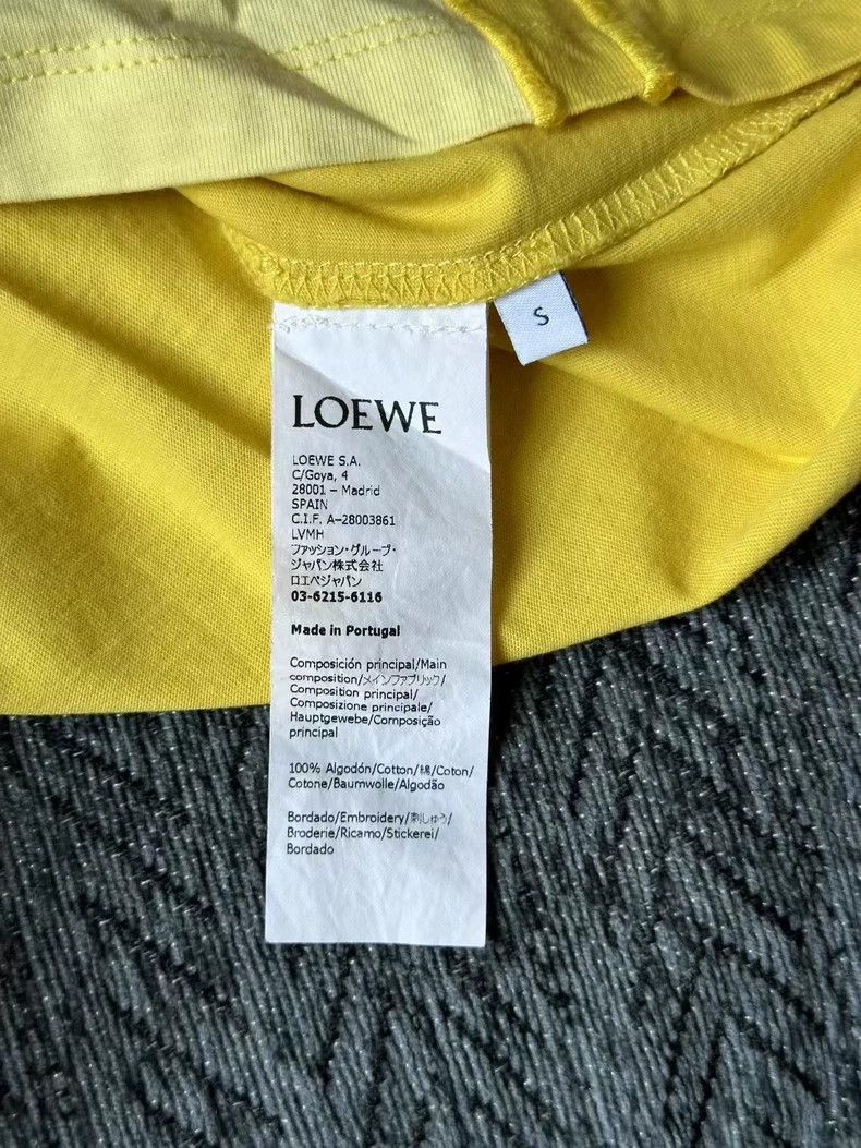 Loewe LOEWE Embroidered short sleeves Size S / US 4 / IT 40 - 4 Thumbnail