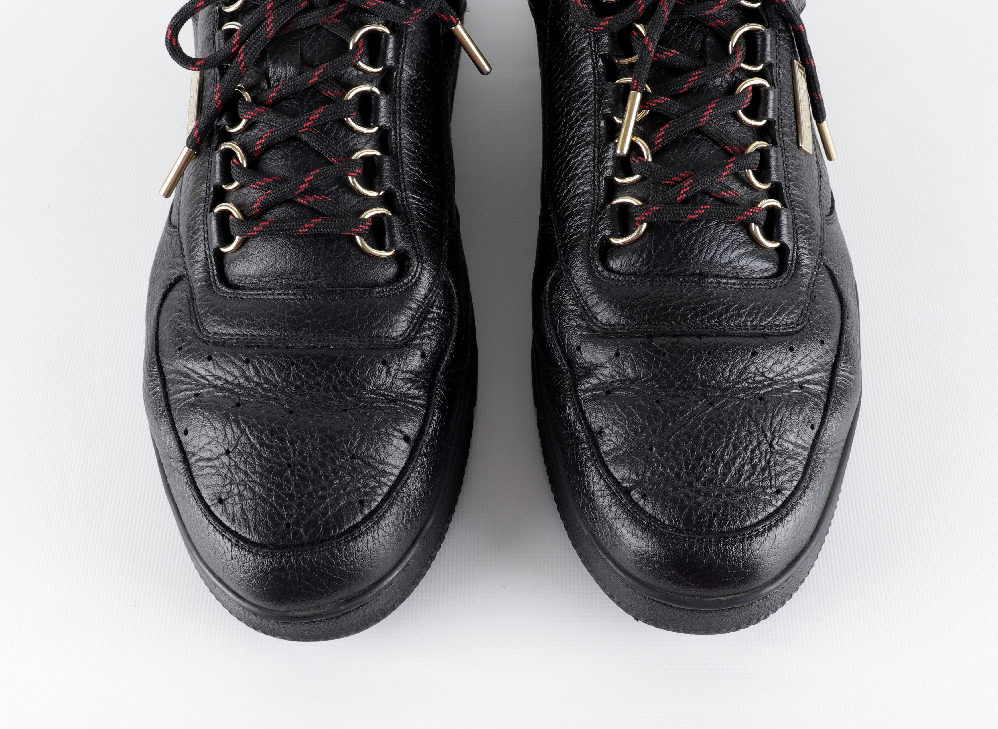 Louis Vuitton LOUIS VUITTON Black Leather Gold Hardware LV Logo Sneakers Size US 12 / EU 45 - 7 Thumbnail