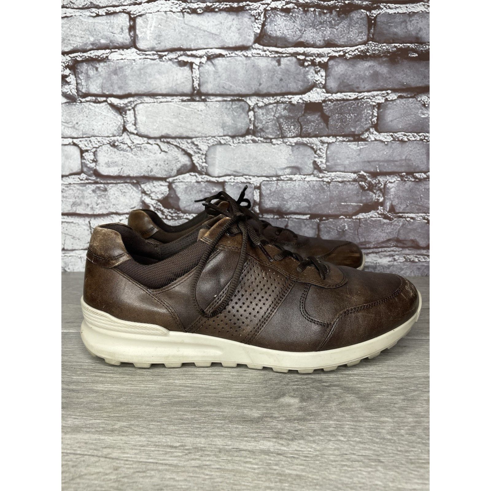 Ecco ECCO Danish Design Brown Leather Casual Low Top Sneakers Men Size US 10.5 / EU 43-44 - 4 Thumbnail