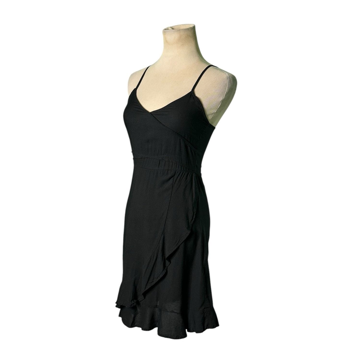 H&M H&M black ruffle summer mini dress size 0 Size XS / US 0-2 / IT 36-38 - 10 Thumbnail