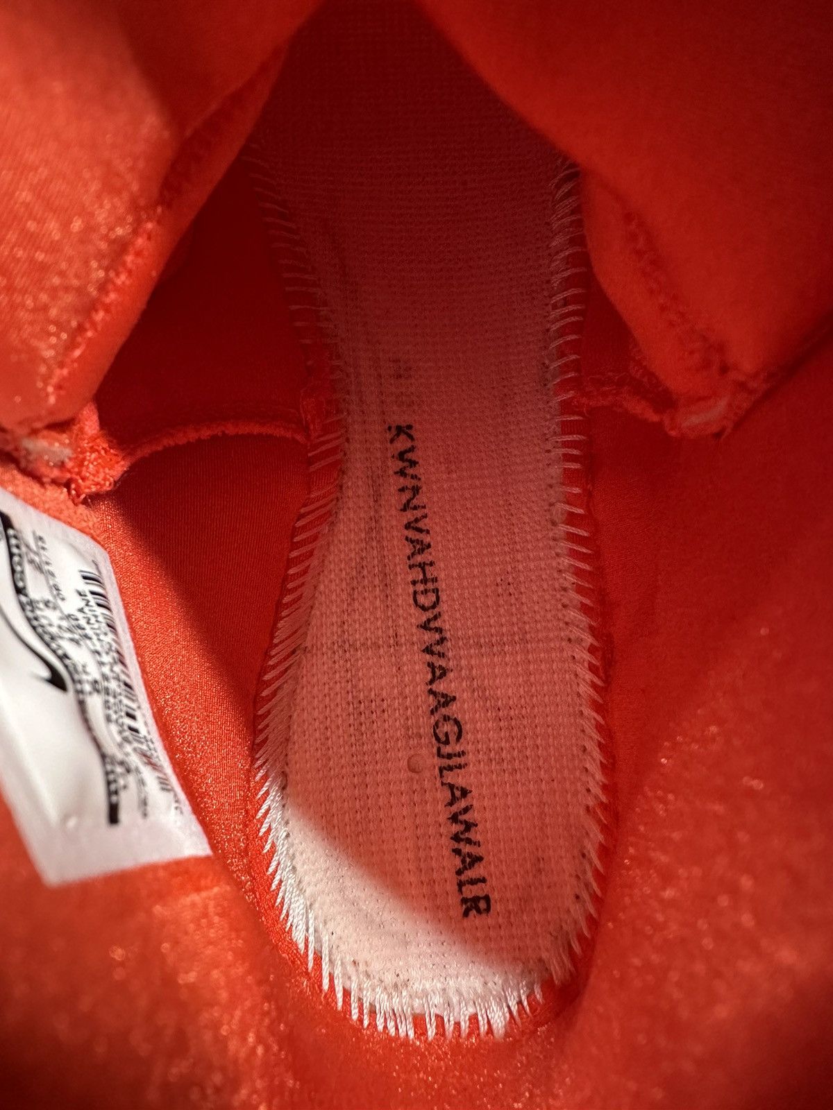 Kanye West × Nike Nike Air Yeezy 2 Red October’s Size US 9 / EU 42 - 12 Thumbnail