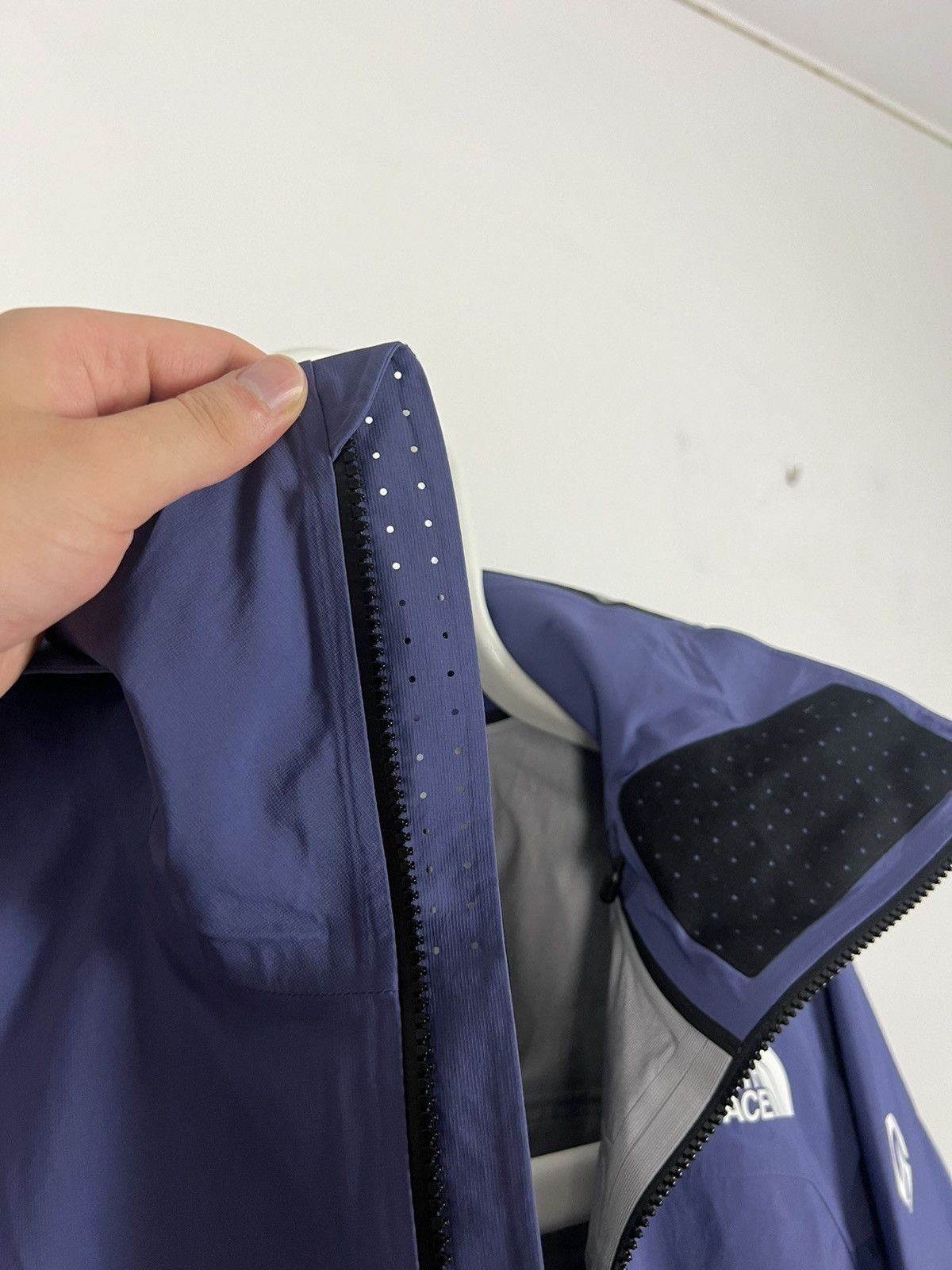 Goretex × The North Face Men's Mountain Trekking Jacket with Membrane The North Face Summit Torre Egger Futurelight Jacket Size US S / EU 44-46 / 1 - 9 Thumbnail
