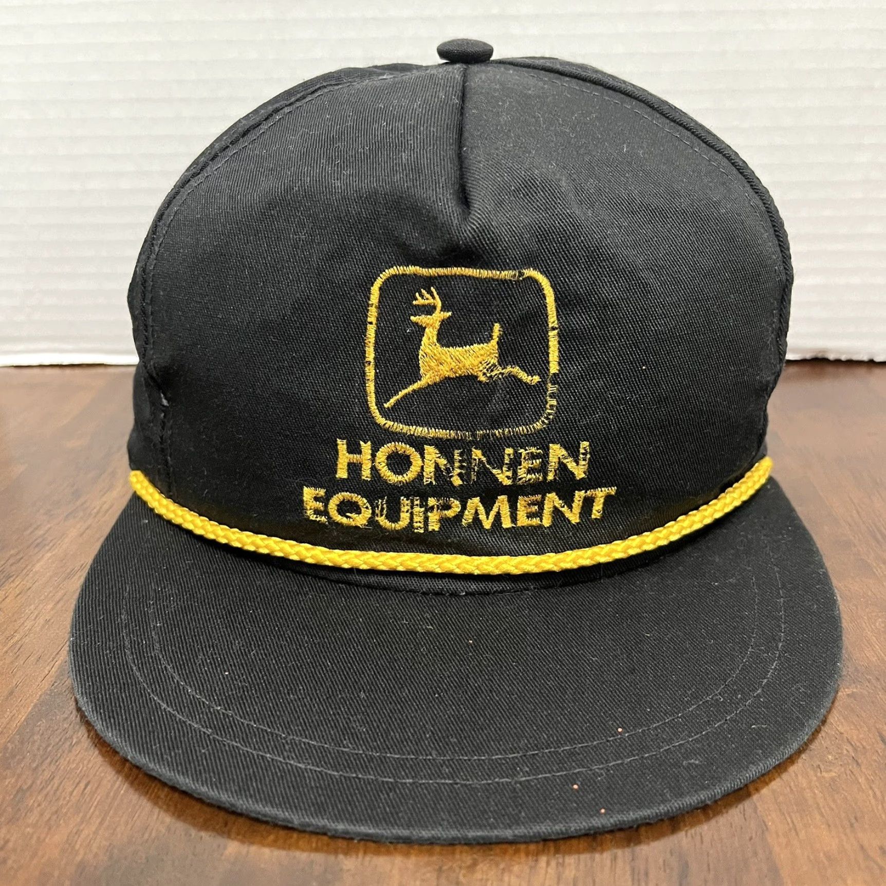Vintage VINTAGE John Deere Hat Cap Snap Back Rope Trucker Made In USA Honnen Equipment Size ONE SIZE - 2 Thumbnail