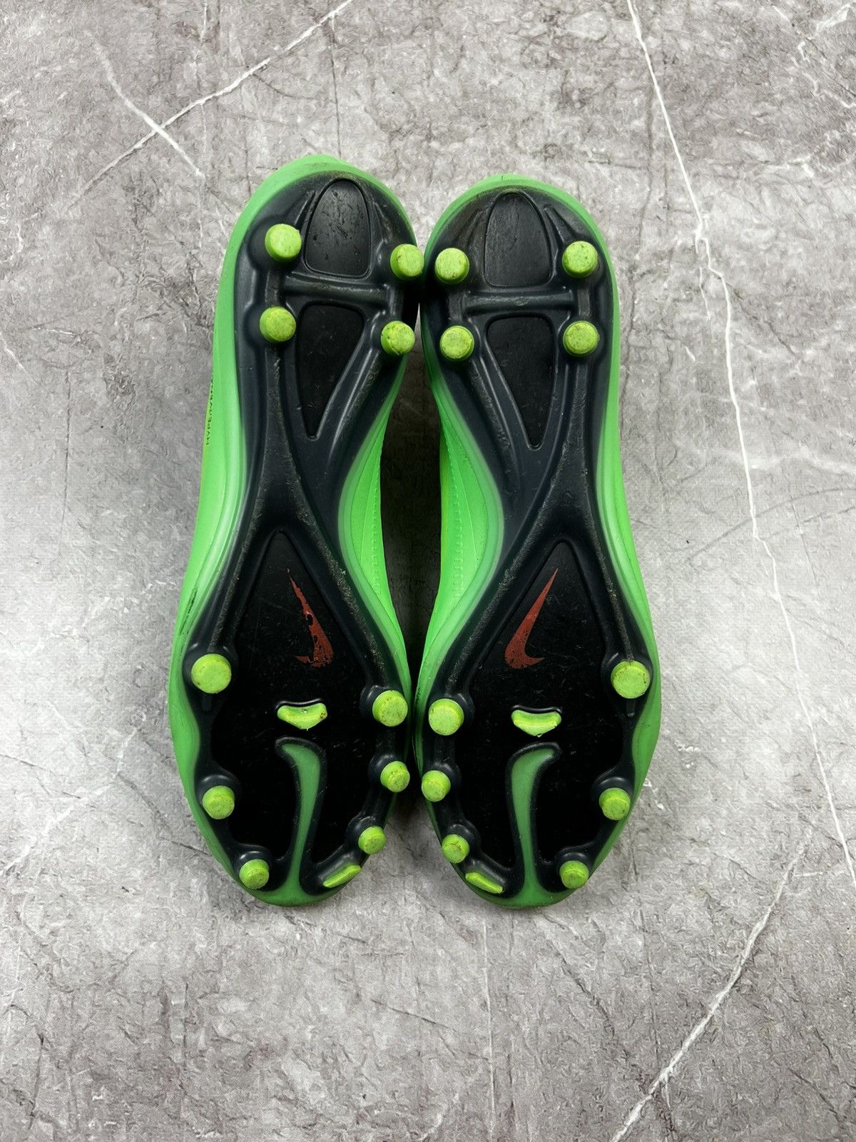 Nike Nike Hypervenom Phatal FG Neo Lime Athletic Soccer Cleat Men Size US 8 / EU 41 - 18 Thumbnail