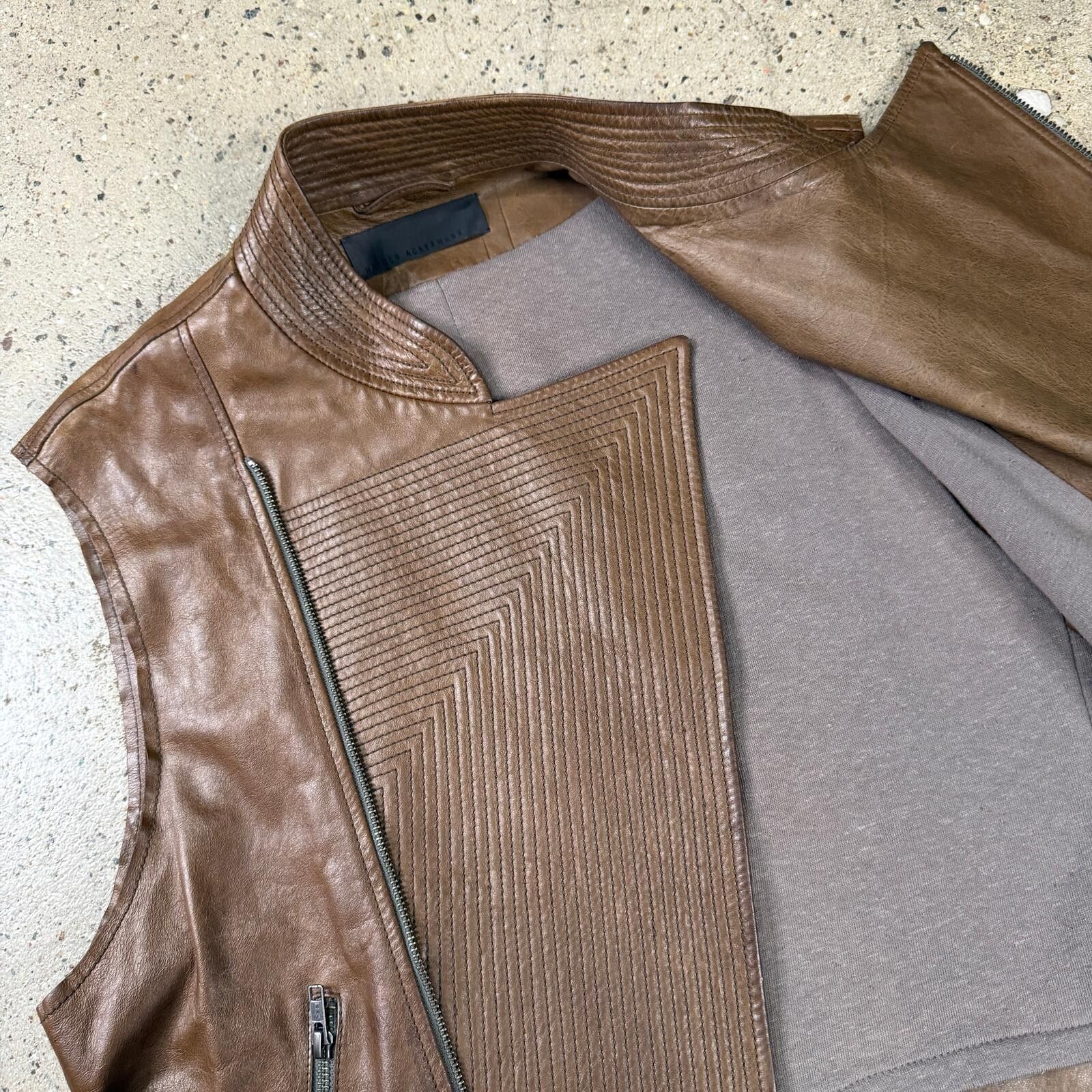 Haider Ackermann Haider Ackermann SS11 Leather Vest Size US M / EU 48-50 / 2 - 8 Thumbnail