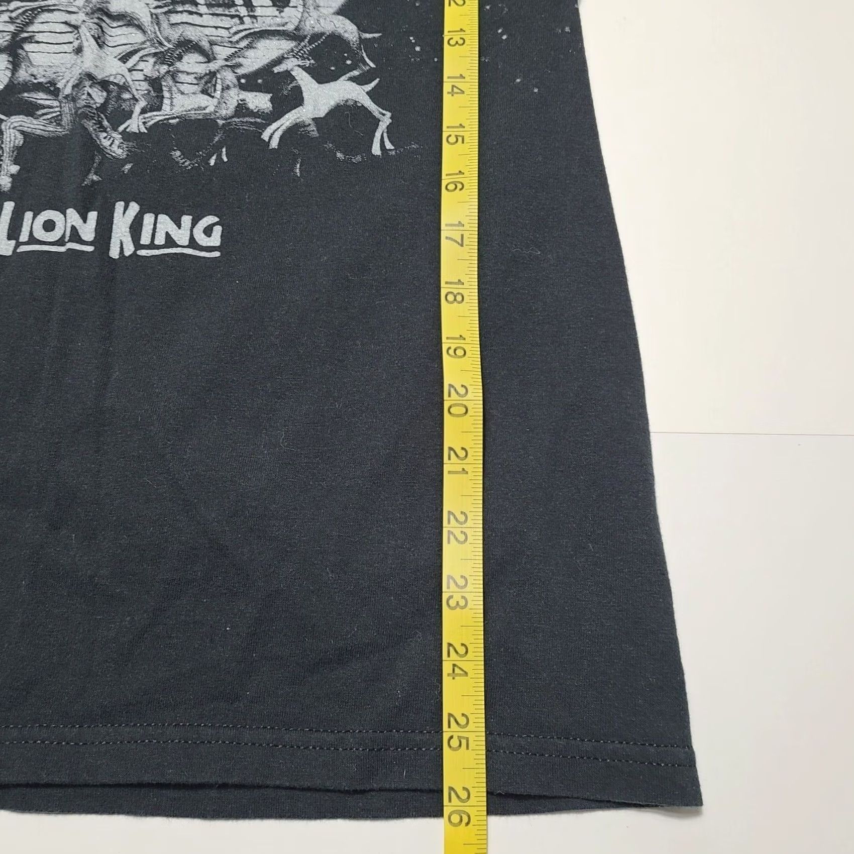 Disney VINTAGE Disney Lion King Broadway Musical T-Shirt Black Cotton Short Sleeve Crew Neck Men M 90s Music Size US M / EU 48-50 / 2 - 5 Thumbnail