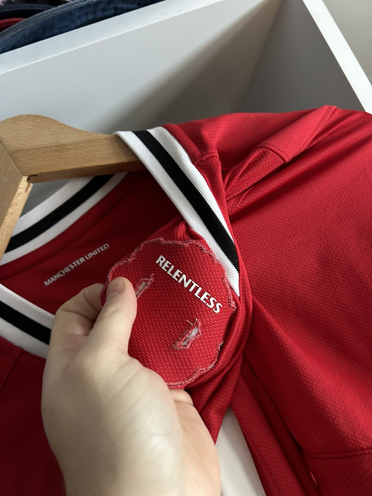 Nike Manchester United 2011 2012 home shirt jersey soccer kit tee Size US S / EU 44-46 / 1 - 6 Thumbnail