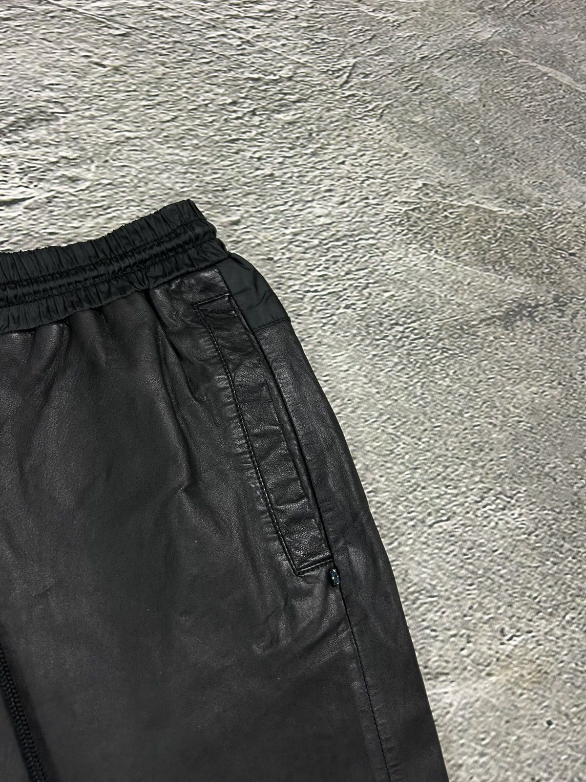 Max Mara Sportmax Max Mara black joggers sweatpants Size 27" / US 4 / IT 40 - 3 Thumbnail