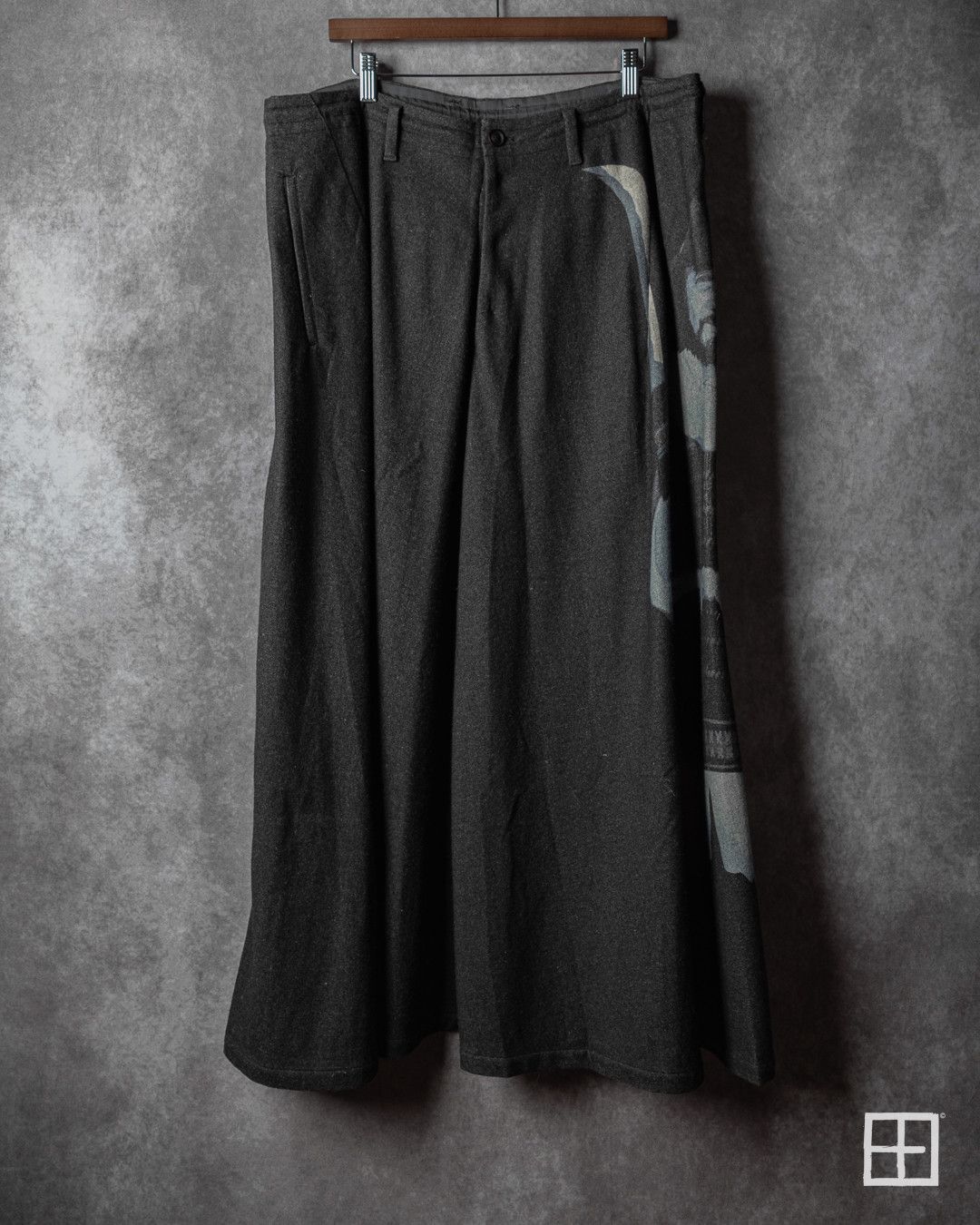 Yohji Yamamoto Yohji Yamamoto Pour Homme Black Scandal AW18 Printed Skirt Size US 32 / EU 48 - 3 Thumbnail