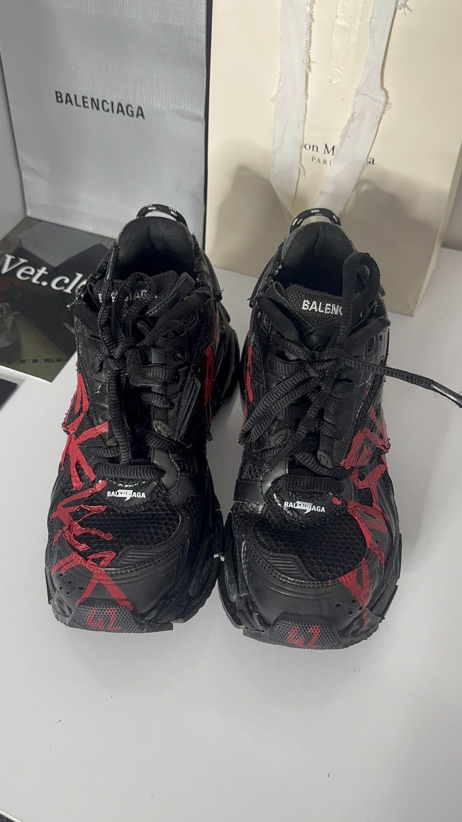 Balenciaga ✅ Balenciaga Runner 1 Graffiti Black Red Faded 42 Size US 9.5 / EU 42-43 - 6 Thumbnail