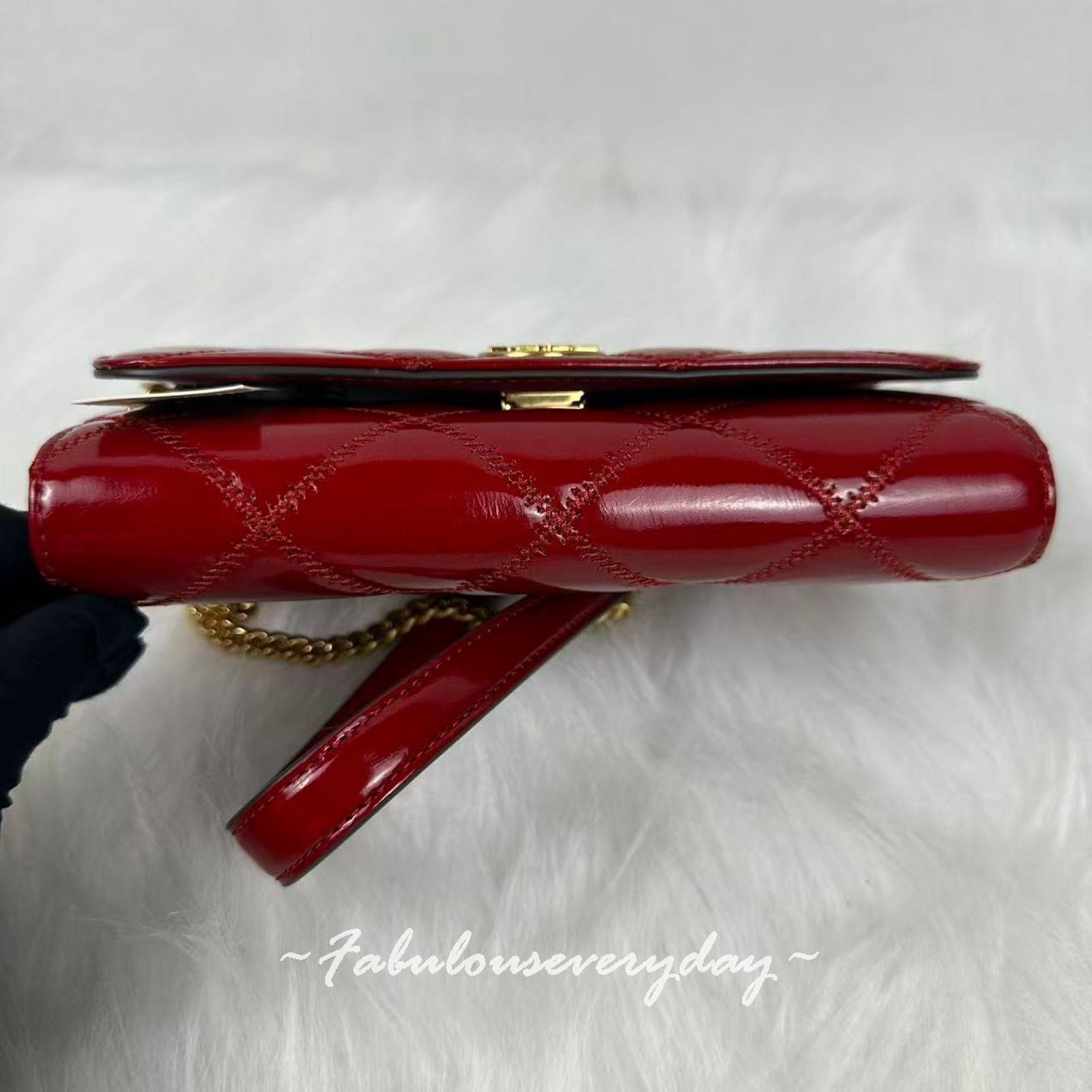Tory Burch Tory Burch Willa Chain Wallet Clutch In Leather/Gold/Berry Size ONE SIZE - 6 Thumbnail