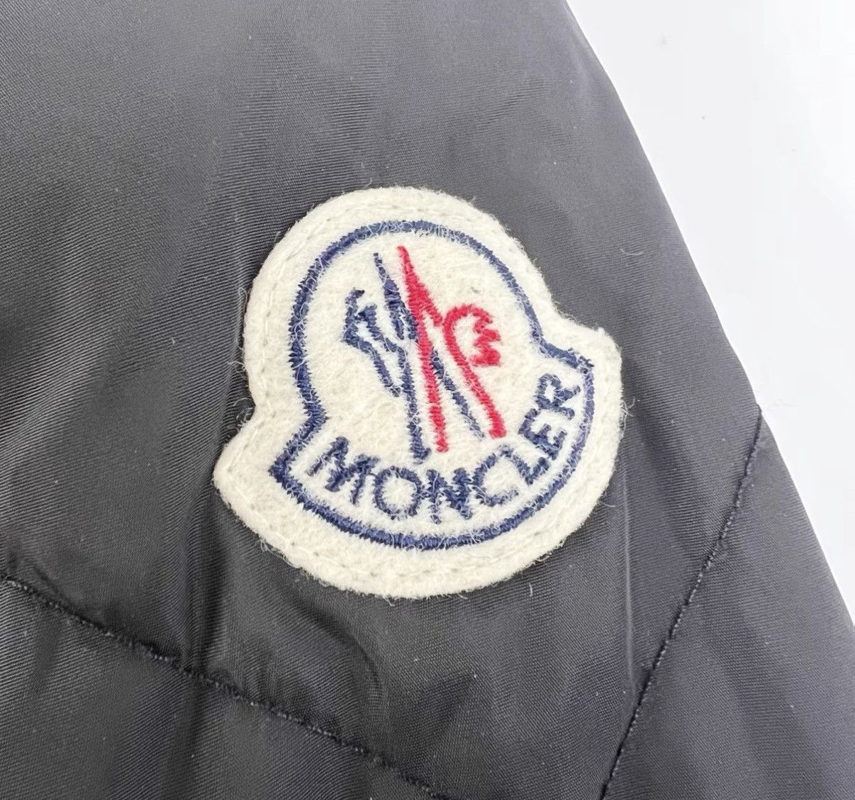 Moncler Moncler Black Lace-Trim Down Jacket with Waist Cinching K12 Size XS / US 0-2 / IT 36-38 - 5 Thumbnail