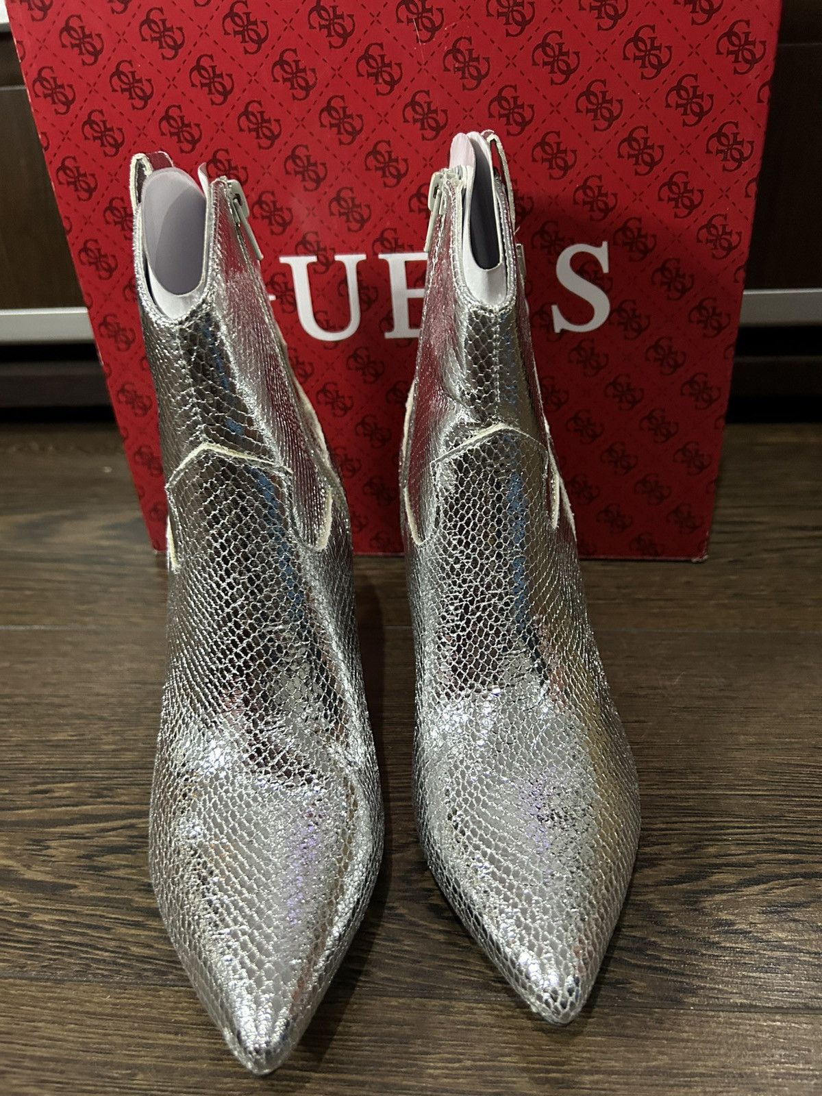 Guess GUESS Ankle Boots (Silver Snake Print), size 39 Size US 9 / IT 39 - 7 Thumbnail