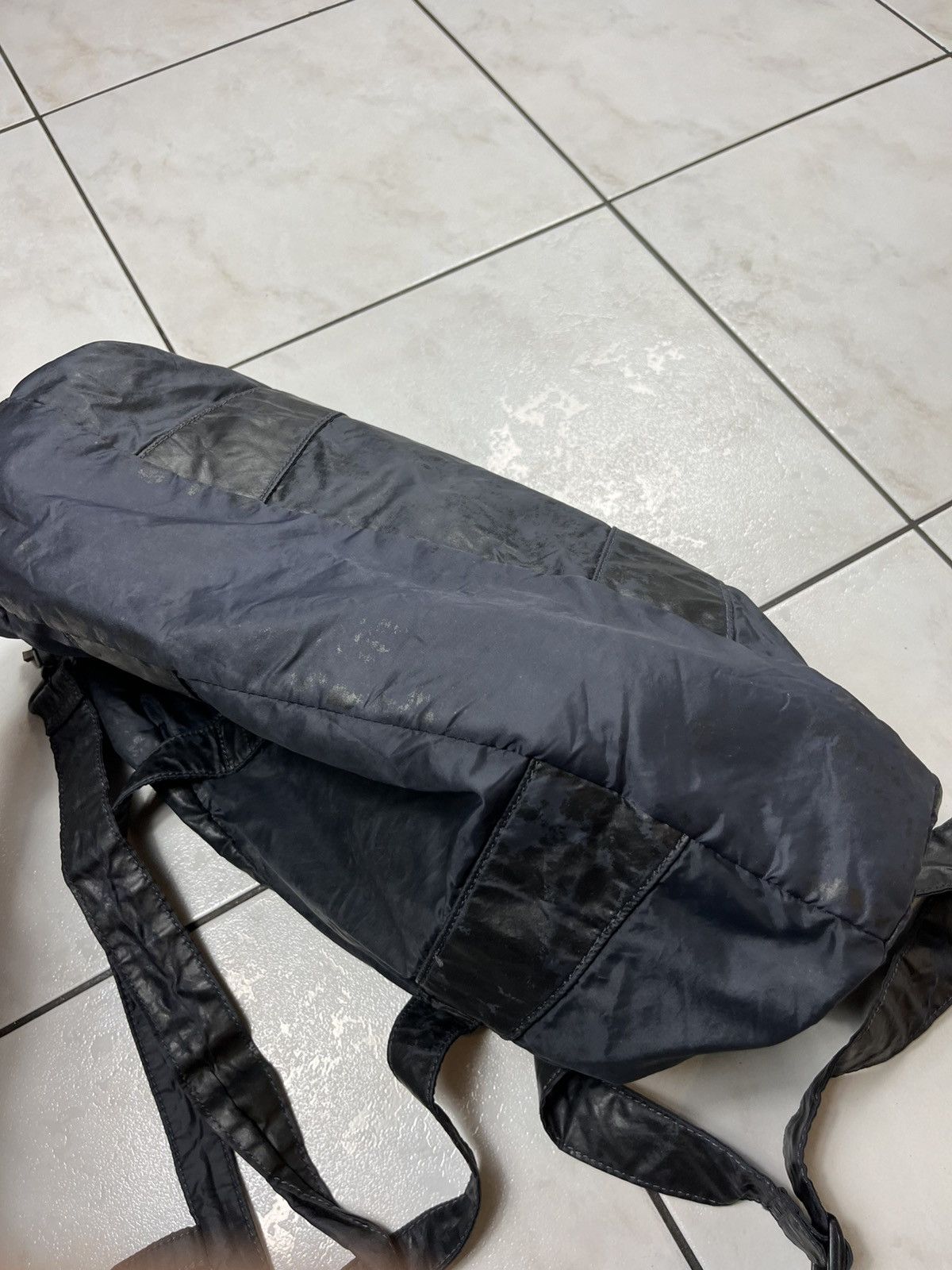 Nike × Vintage Vintage Nike y2k sport gym bag small travel crossbody swoosh Size ONE SIZE - 20 Thumbnail