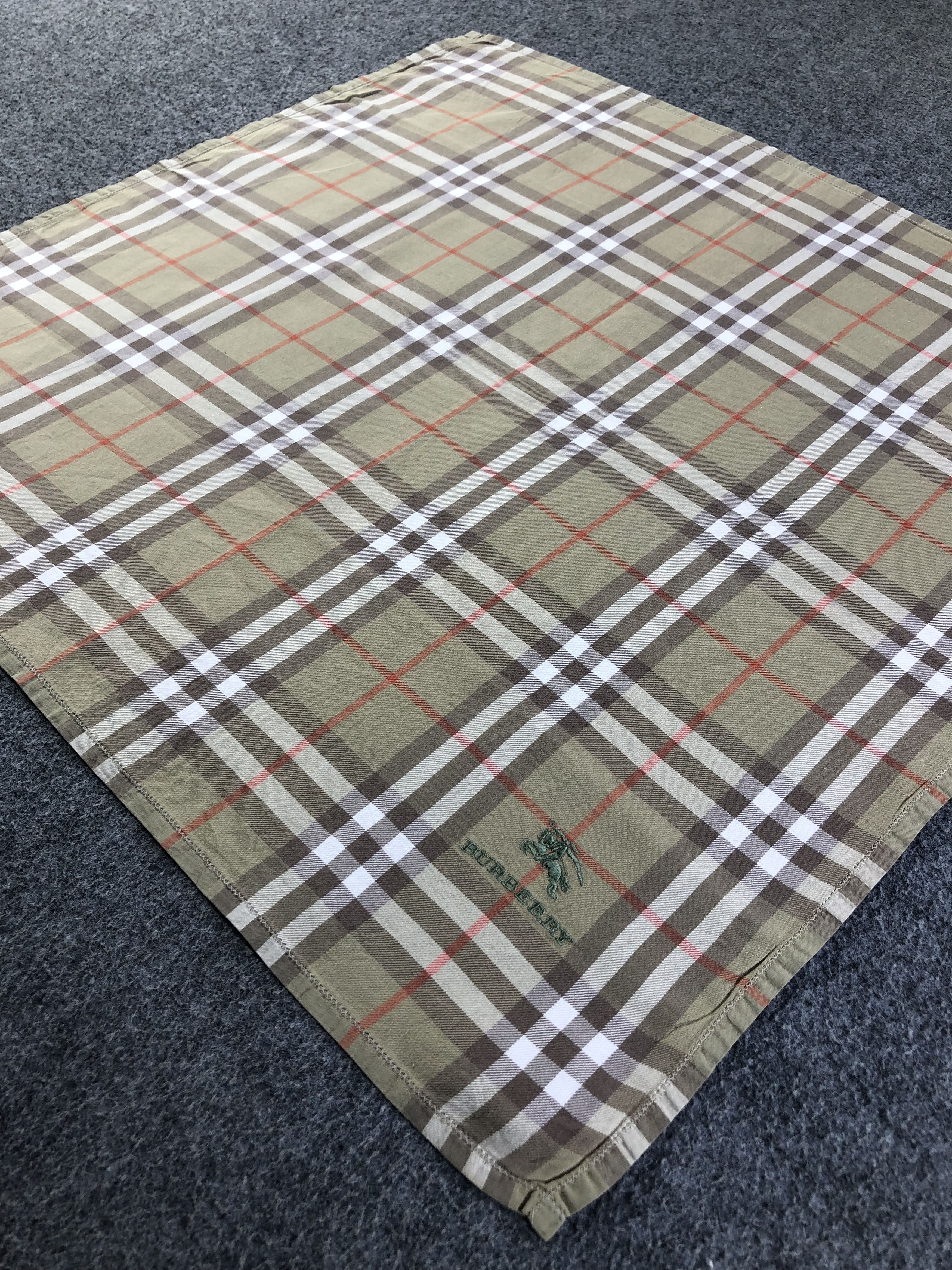 Burberry Burberry Handkerchief / Bandana / Neckerchief / Headscarf Size ONE SIZE - 4 Thumbnail
