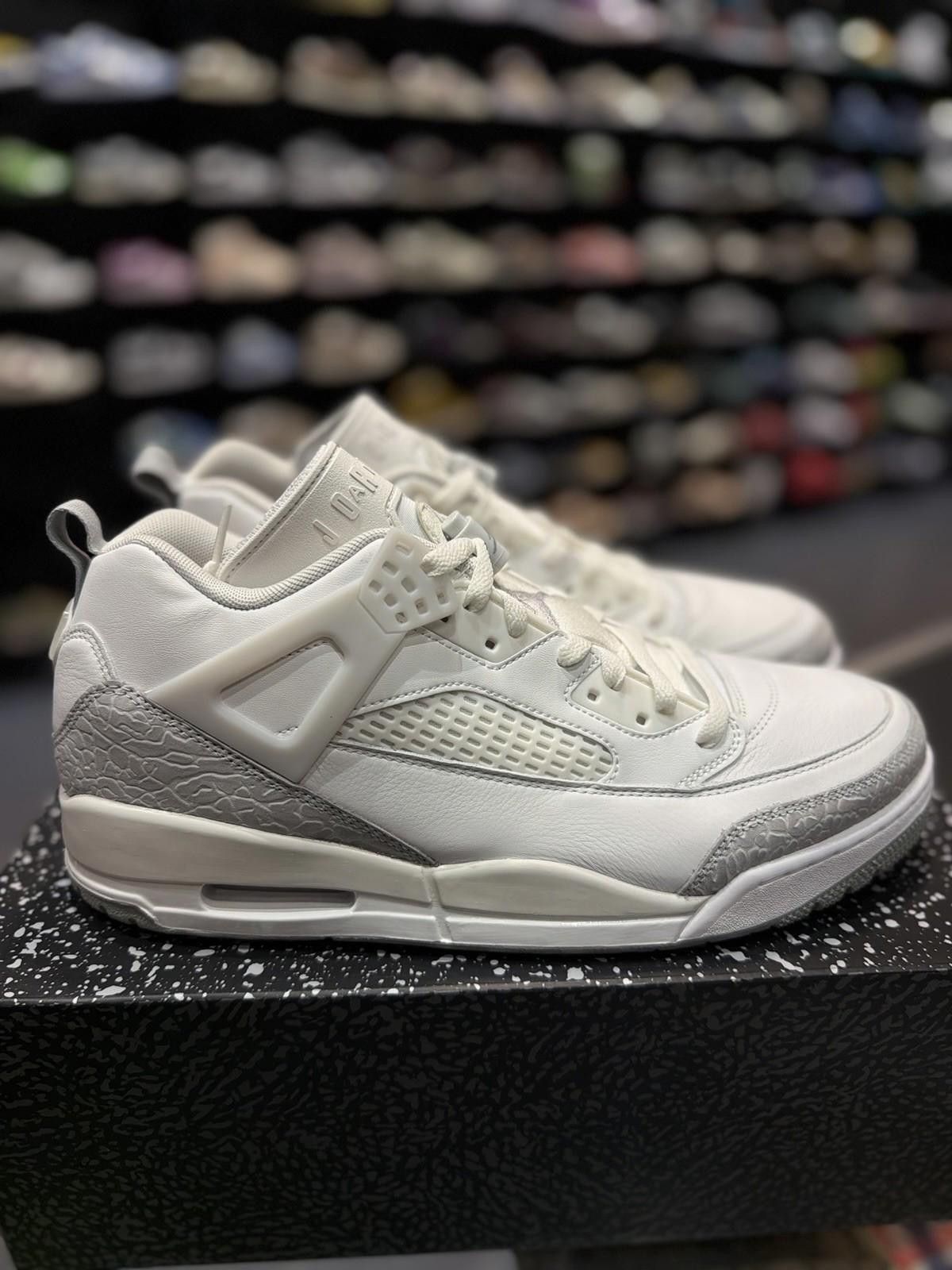 Nike Nike Jordan Spizike Low Summit White Metallic Silver Size 13 Size US 13 / EU 46 - 1 Thumbnail