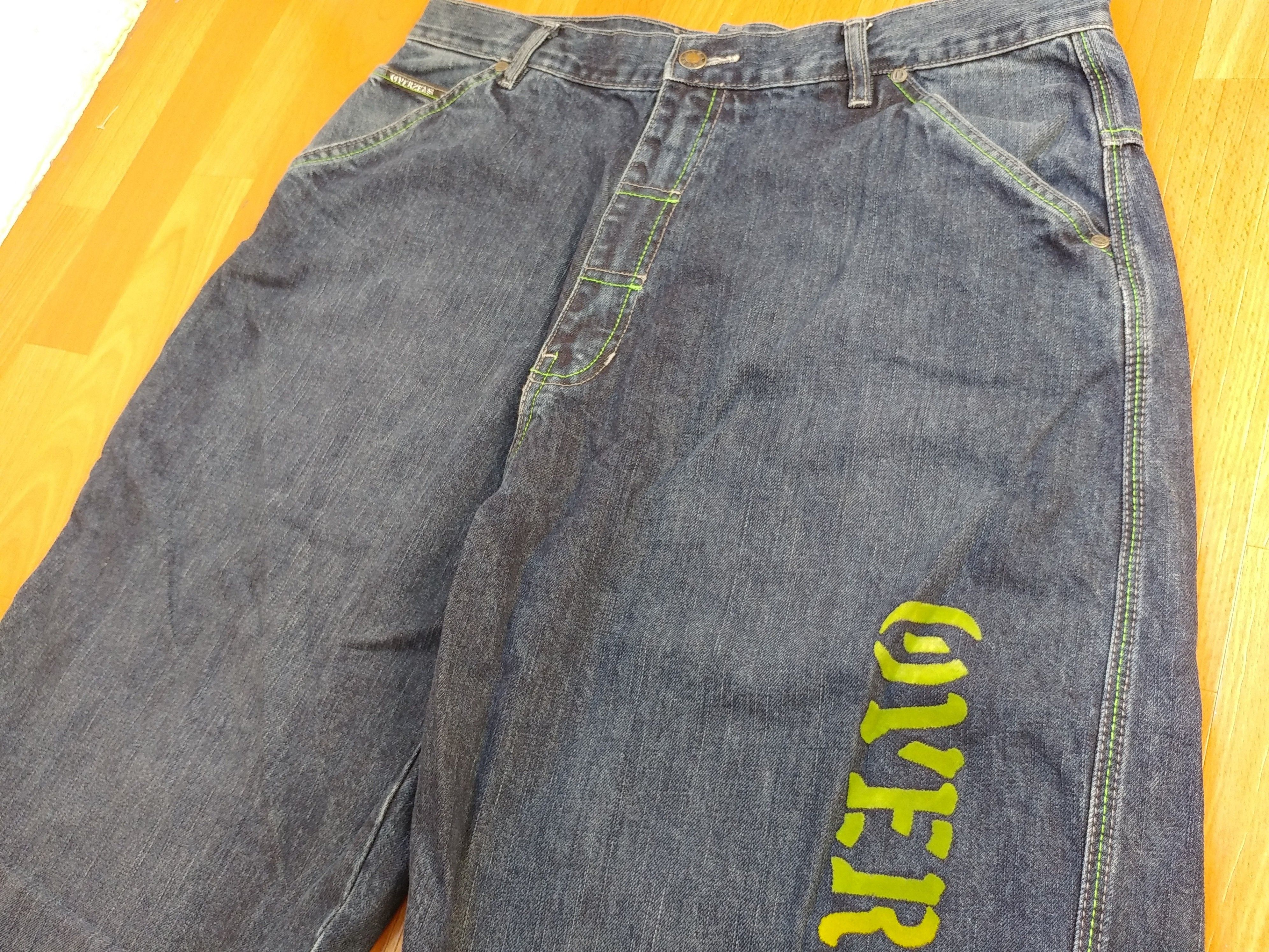 Vintage Overseas jeans shorts, vintage denim hip hop, 90s, size W 34 Size US 34 / EU 50 - 12 Thumbnail