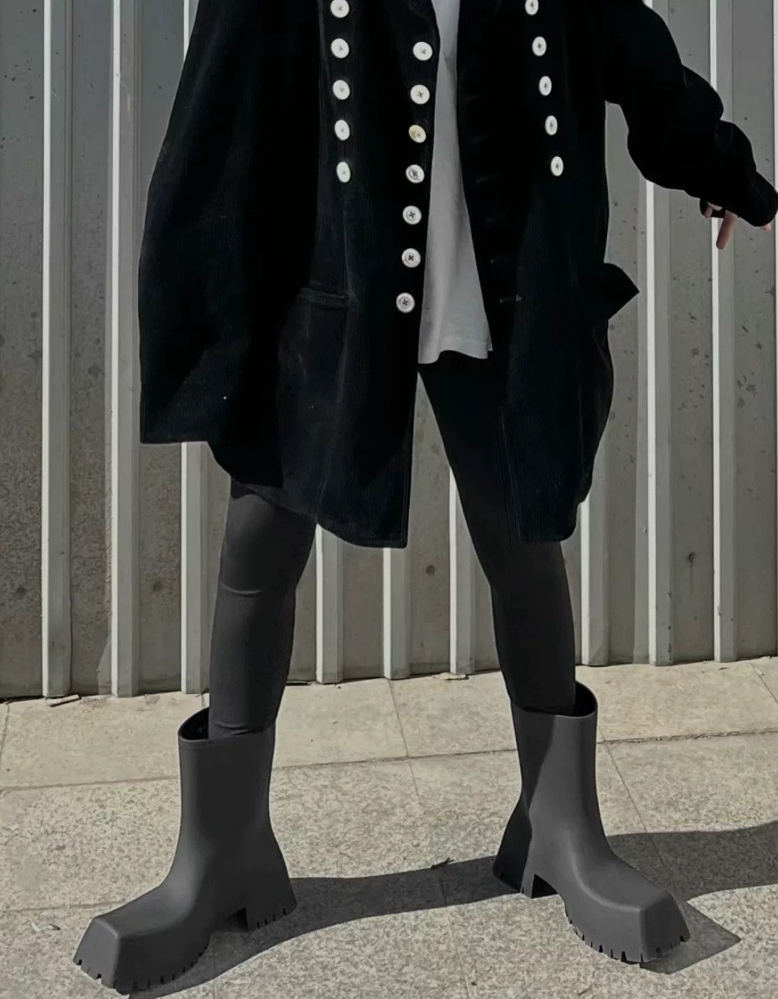 Balenciaga Balenciaga Trooper Rubber Boot Size US 6 / EU 39 - 8 Thumbnail