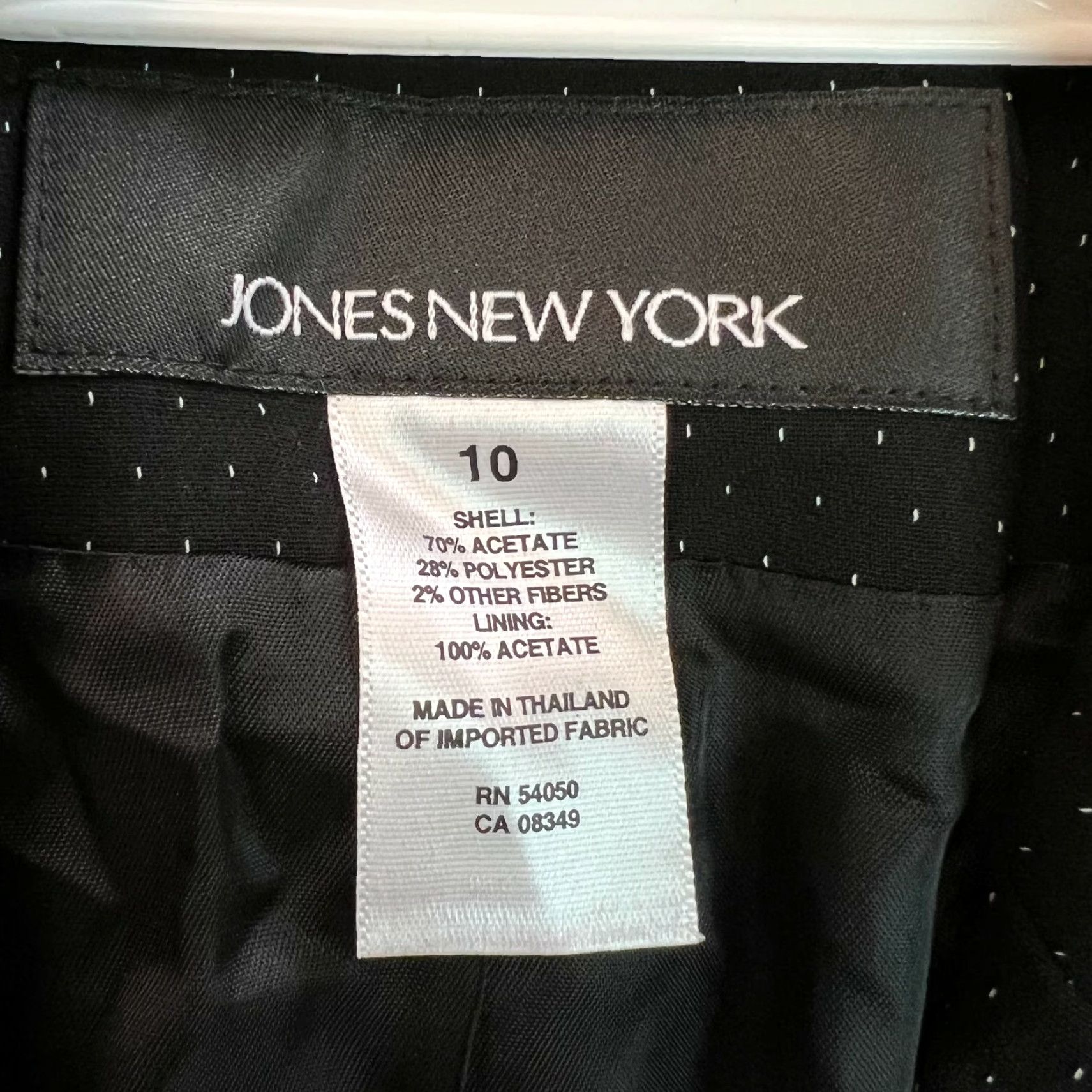 Jones New York Jones New York Womens Blazer Dot Print Black 10 Long Sleeve Formal Jacket 2 Button Notch Lining Acetate Polyester Shirts? Size L / US 10 / IT 46 - 6 Thumbnail