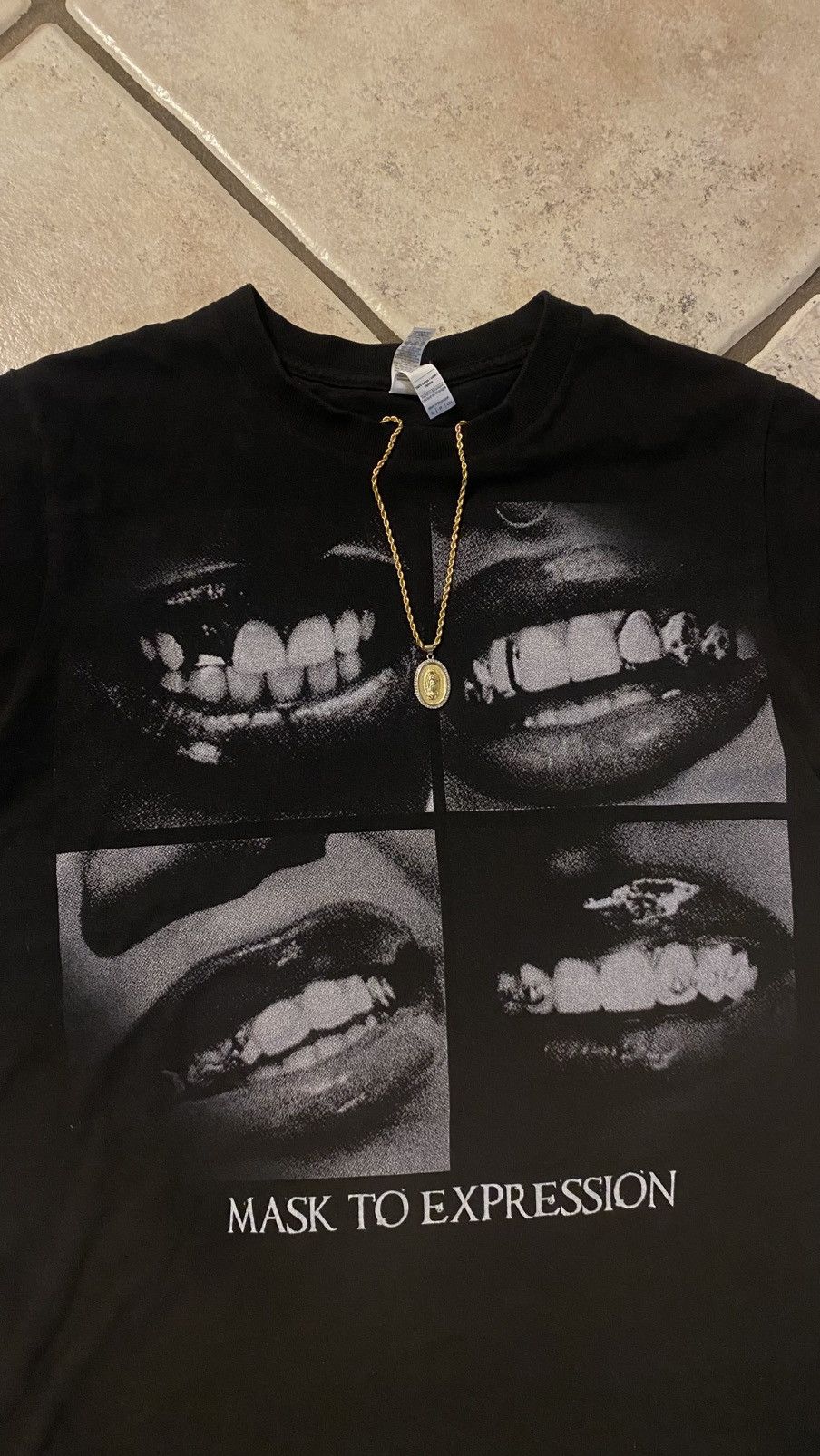 Other “Mask to expression” graphic tee Size US S / EU 44-46 / 1 - 2 Thumbnail