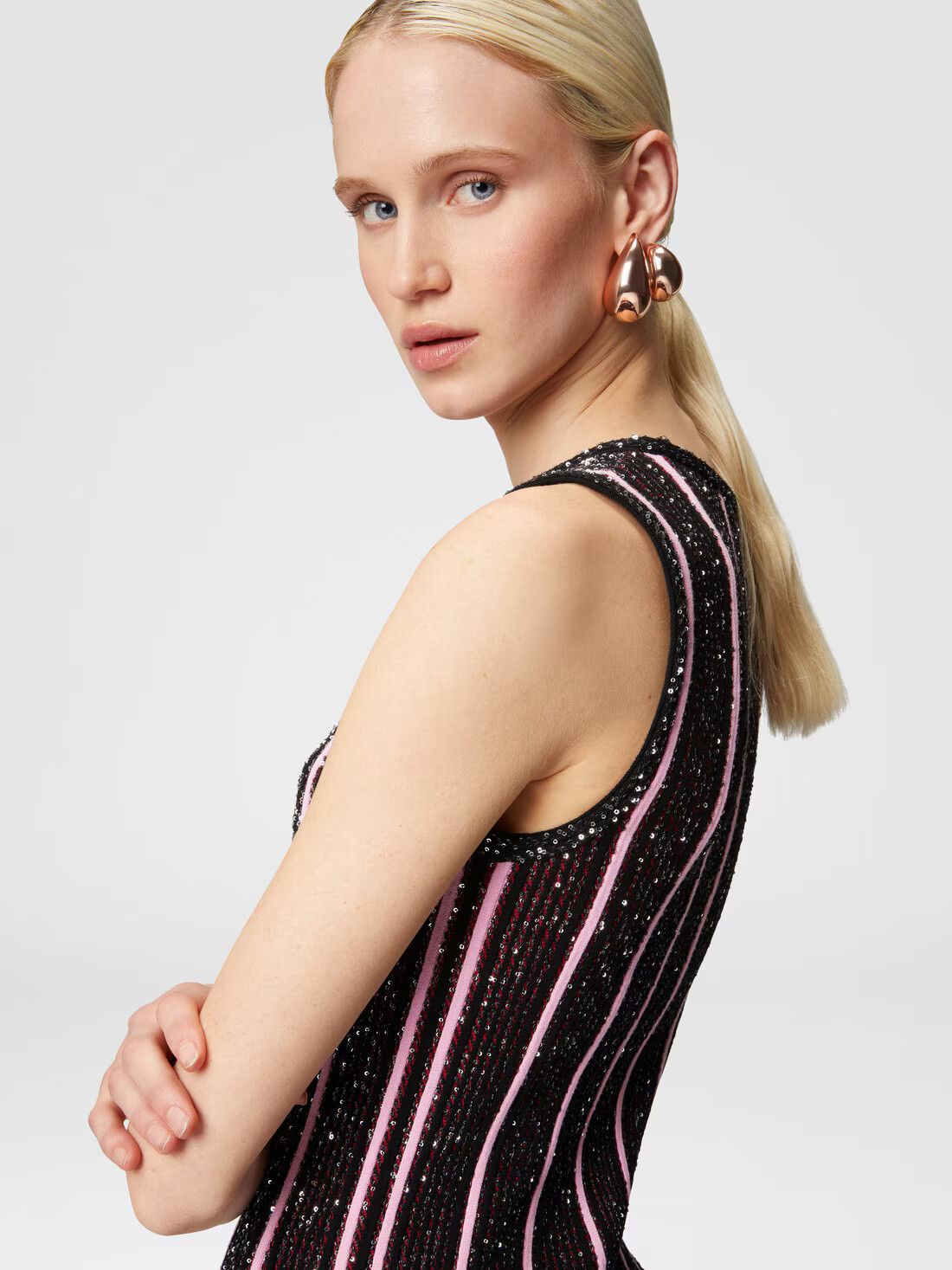 Missoni o1mle0425 Ribbed Sequin Mini-Dress in Multicolor Size M / US 6-8 / IT 42-44 - 4 Thumbnail