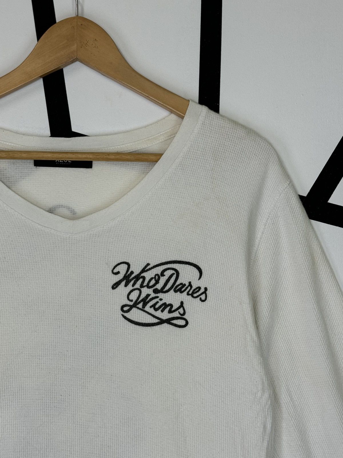 If Six Was Nine PERSIST THROUGH DOWNTURNS SEXY GIRL AND SKULL LONG SLEEVES Size US S / EU 44-46 / 1 - 8 Thumbnail