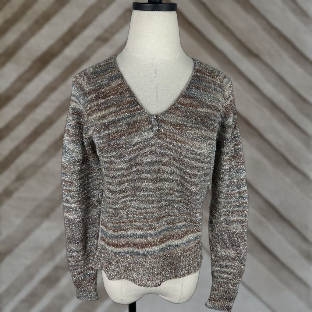 Vintage VINTAGE Handmade Silver Tinsel Knit Sweater S Women Pullover XS Mens? Size S / US 4 / IT 40 - 1 Thumbnail