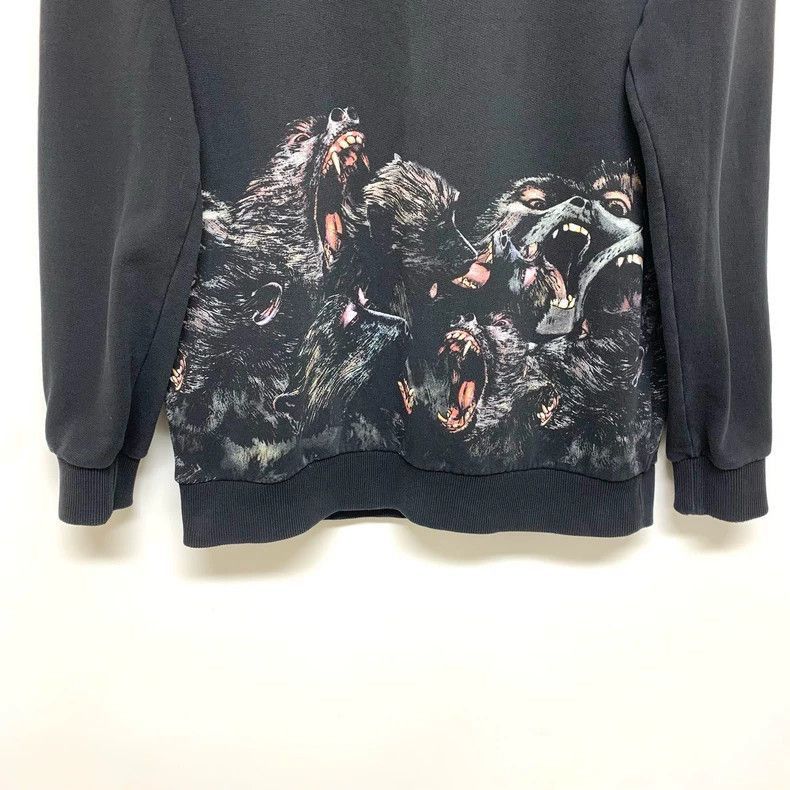 Givenchy givenchy classic black sweatshirt with graphic design-2507 Size US S / EU 44-46 / 1 - 1 Thumbnail