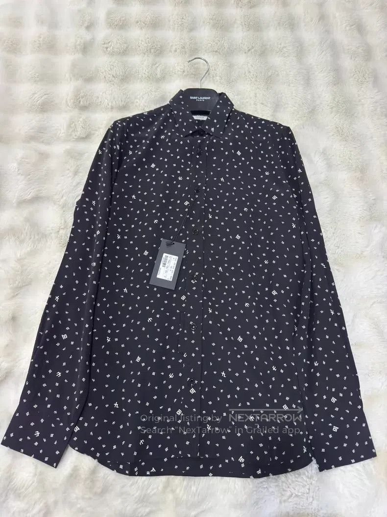 Saint Laurent Paris Saint Laurent Paris size 37 Element Symbol Silk Shirt Size US XS / EU 42 / 0 - 1 Thumbnail