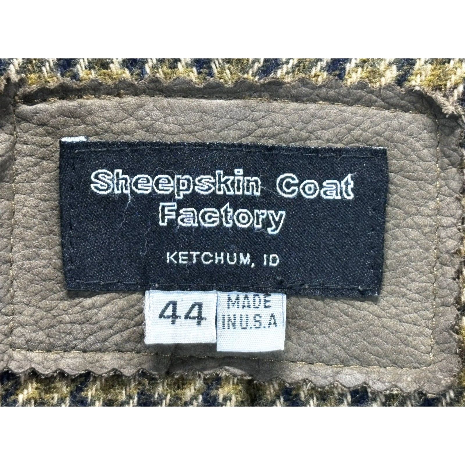 Vintage VINTAGE Sheepskin Coat Factory Leather Chore Coat Men 44 Brown USA Lined Mid-Length Heavy Size US S / EU 44-46 / 1 - 7 Thumbnail