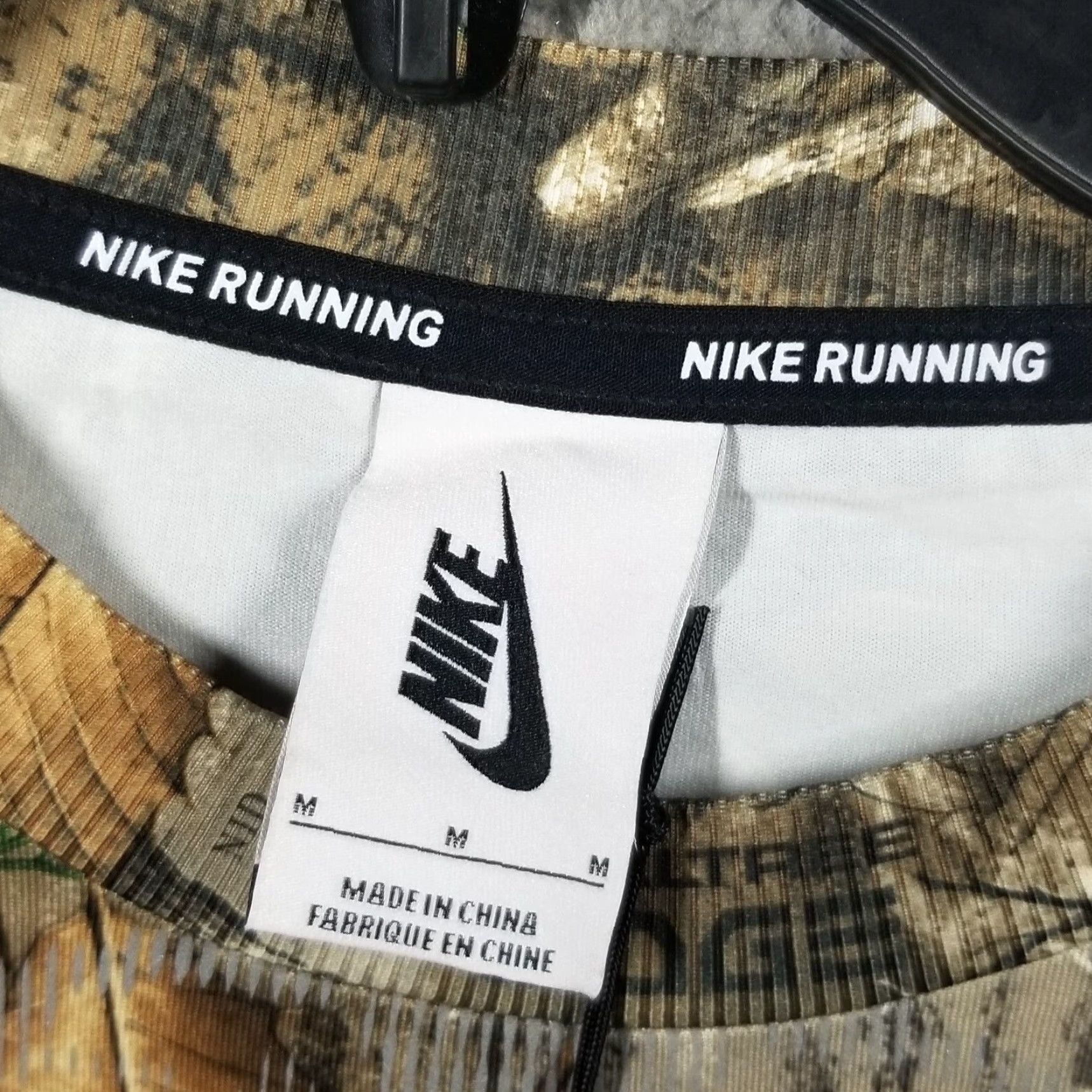 Nike VINTAGE NikeLab NRG Skeleton Camo Realtree Woman M Running Shirt CJ0179-237 NEW! Size US M / EU 48-50 / 2 - 3 Thumbnail