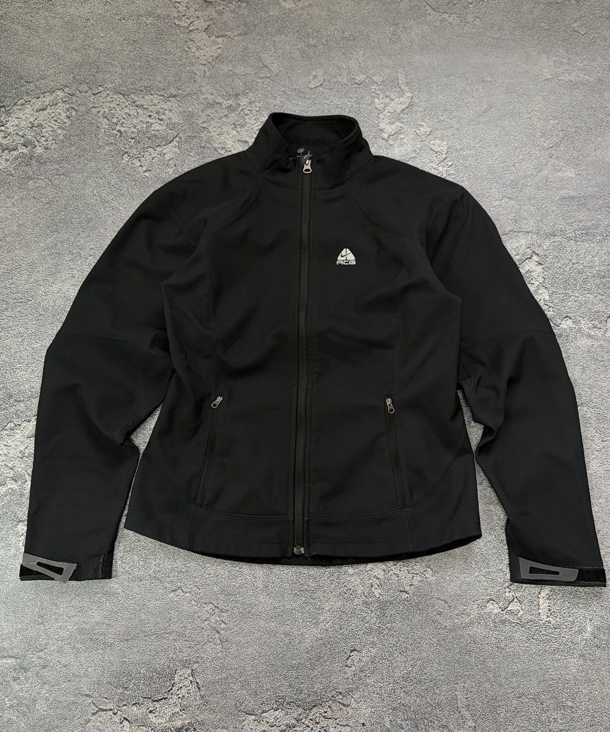 Nike ACG Nike ACG Black Softshell Fleece Jacket Women’s S Gorpcore Size S / US 4 / IT 40 - 1 Thumbnail