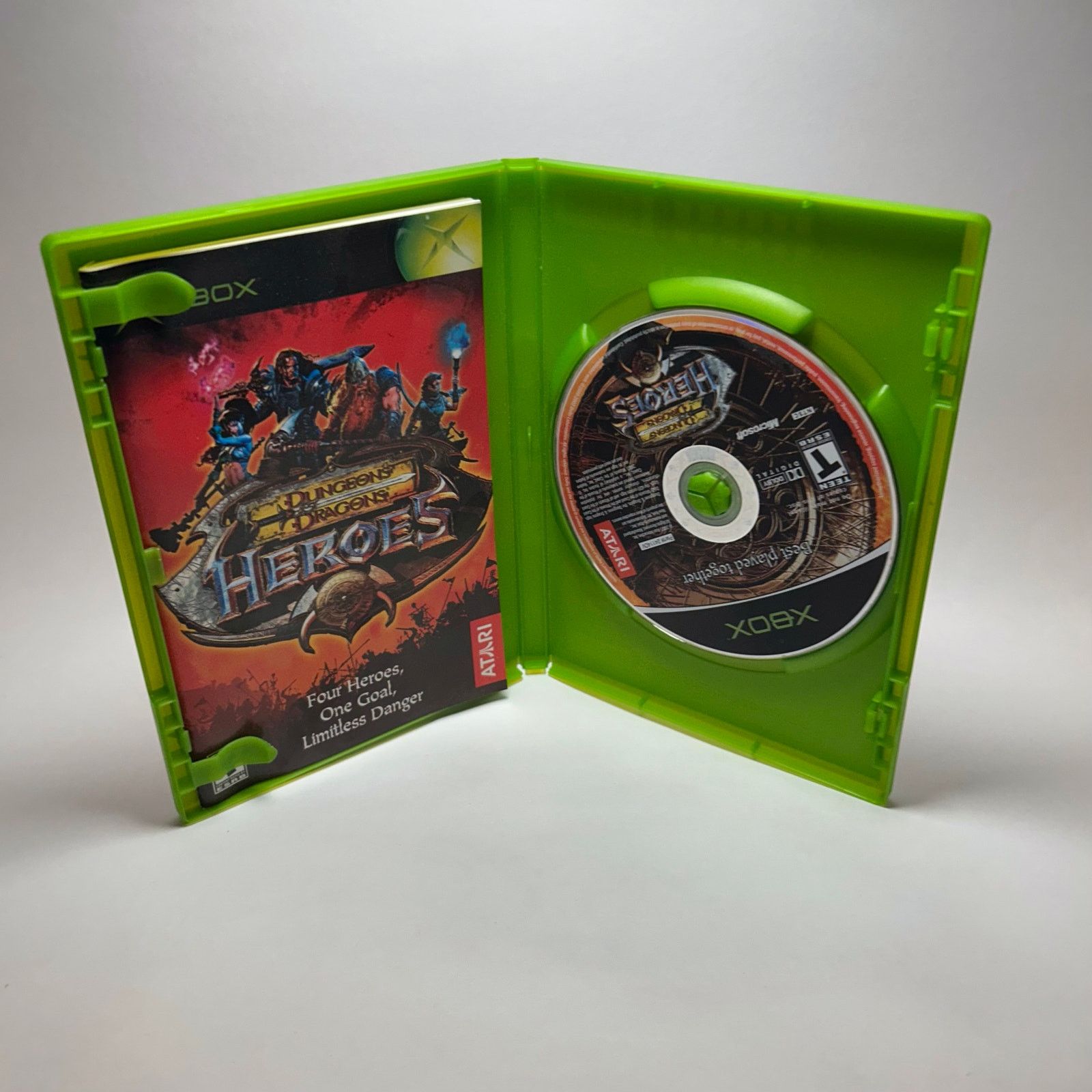 Microsoft Dungeons & Dragons: Heroes - CIB/MINT - Xbox Size 26 - 2 Thumbnail