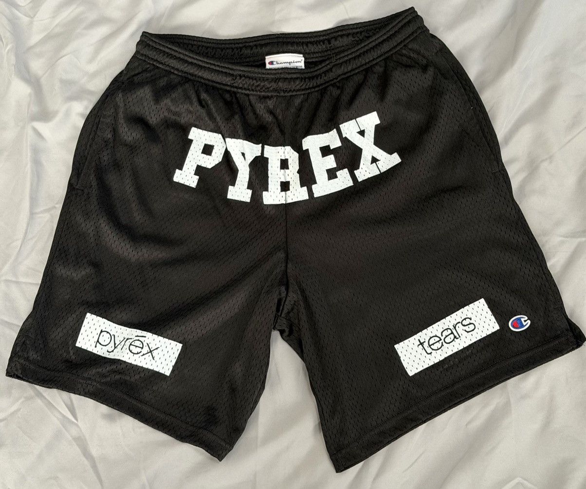 DENIM TEARS × Pyrex Vision DENIM TEARS x PYREX TEARS Black Mesh Shorts in Medium Size US 32 / EU 48 - 1 Thumbnail