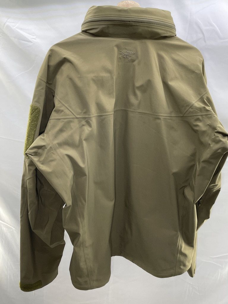 Arc'teryx ARCTERYX LEAF Alpha Gen 1 Crocodile Gore Tex Jacket Size US M / EU 48-50 / 2 - 13 Thumbnail